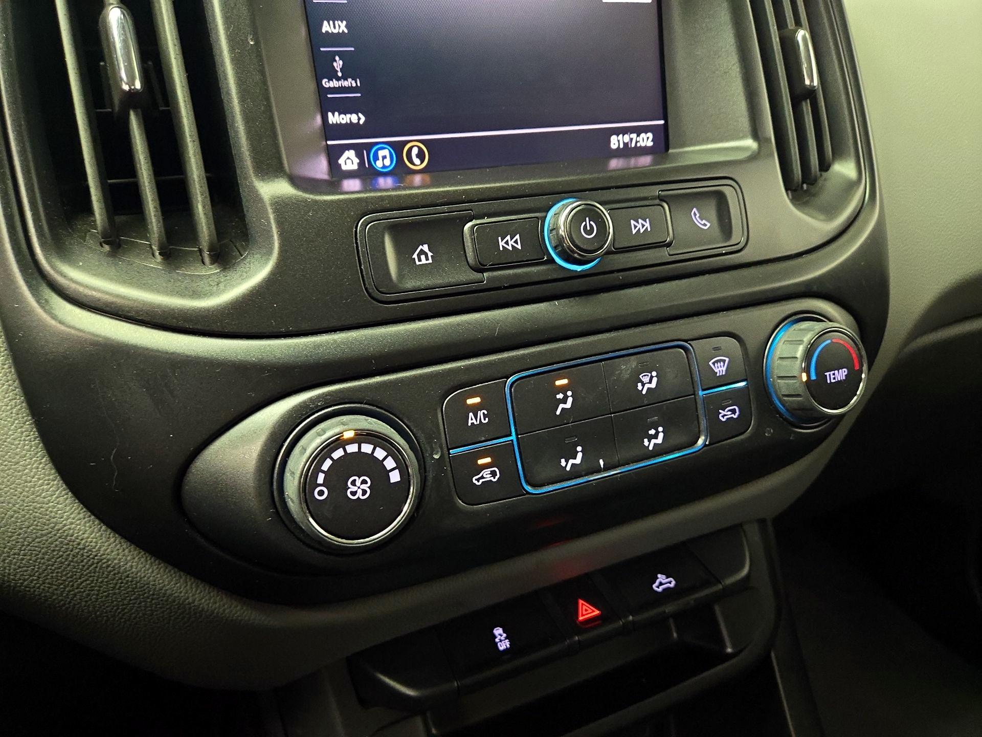 Thumbnail: 2022 Chevrolet Colorado - 16