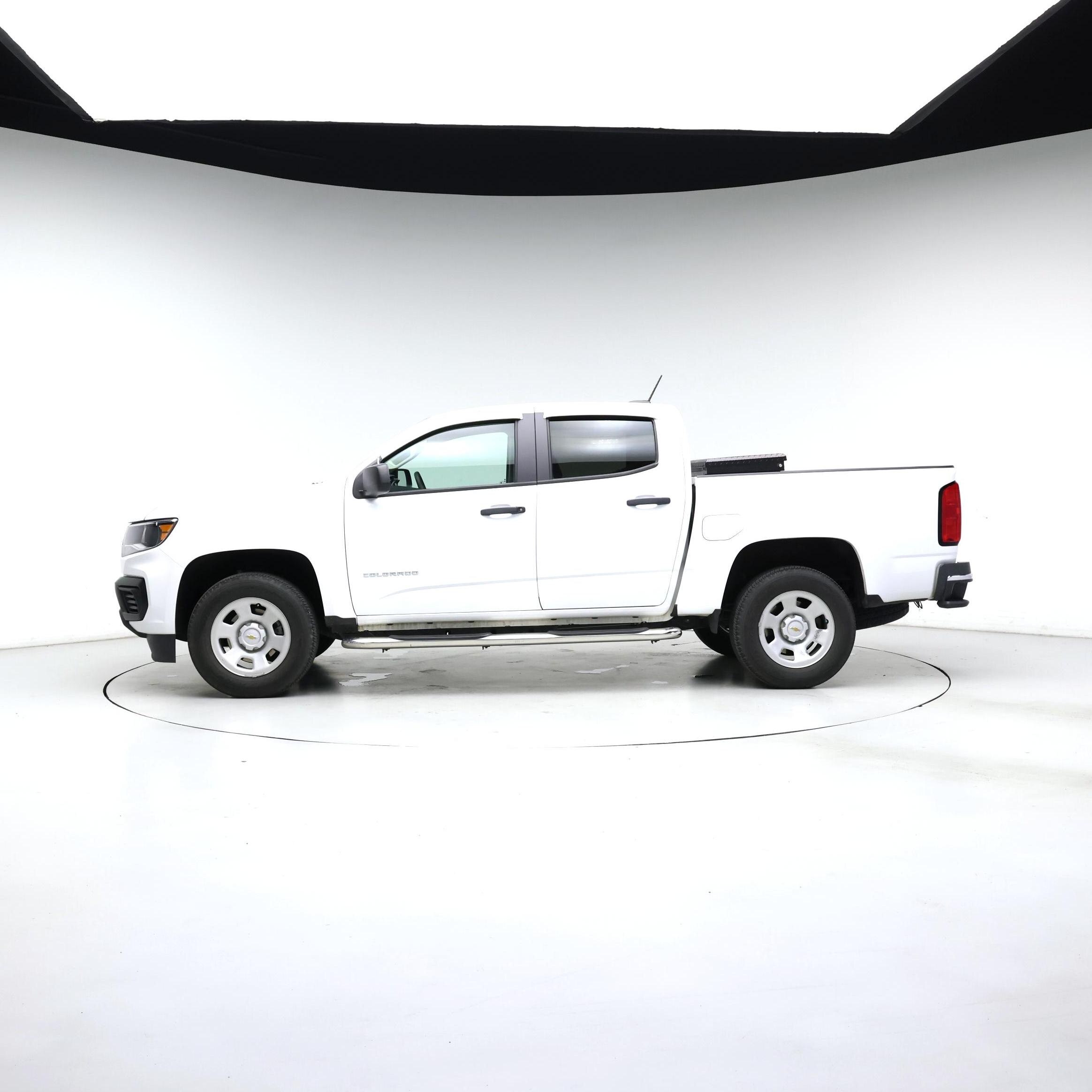 Thumbnail: 2022 Chevrolet Colorado - 3