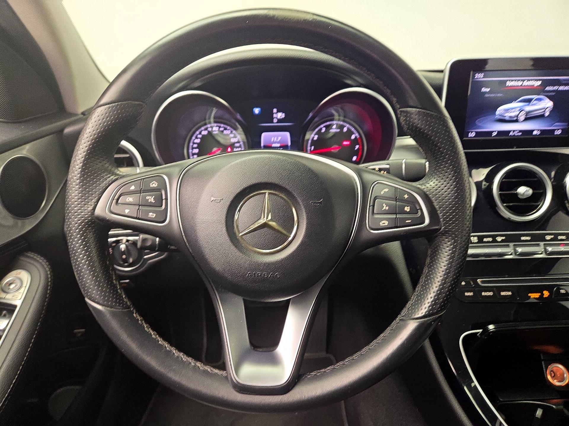 Thumbnail: 2015 Mercedes-Benz C-Class - 10
