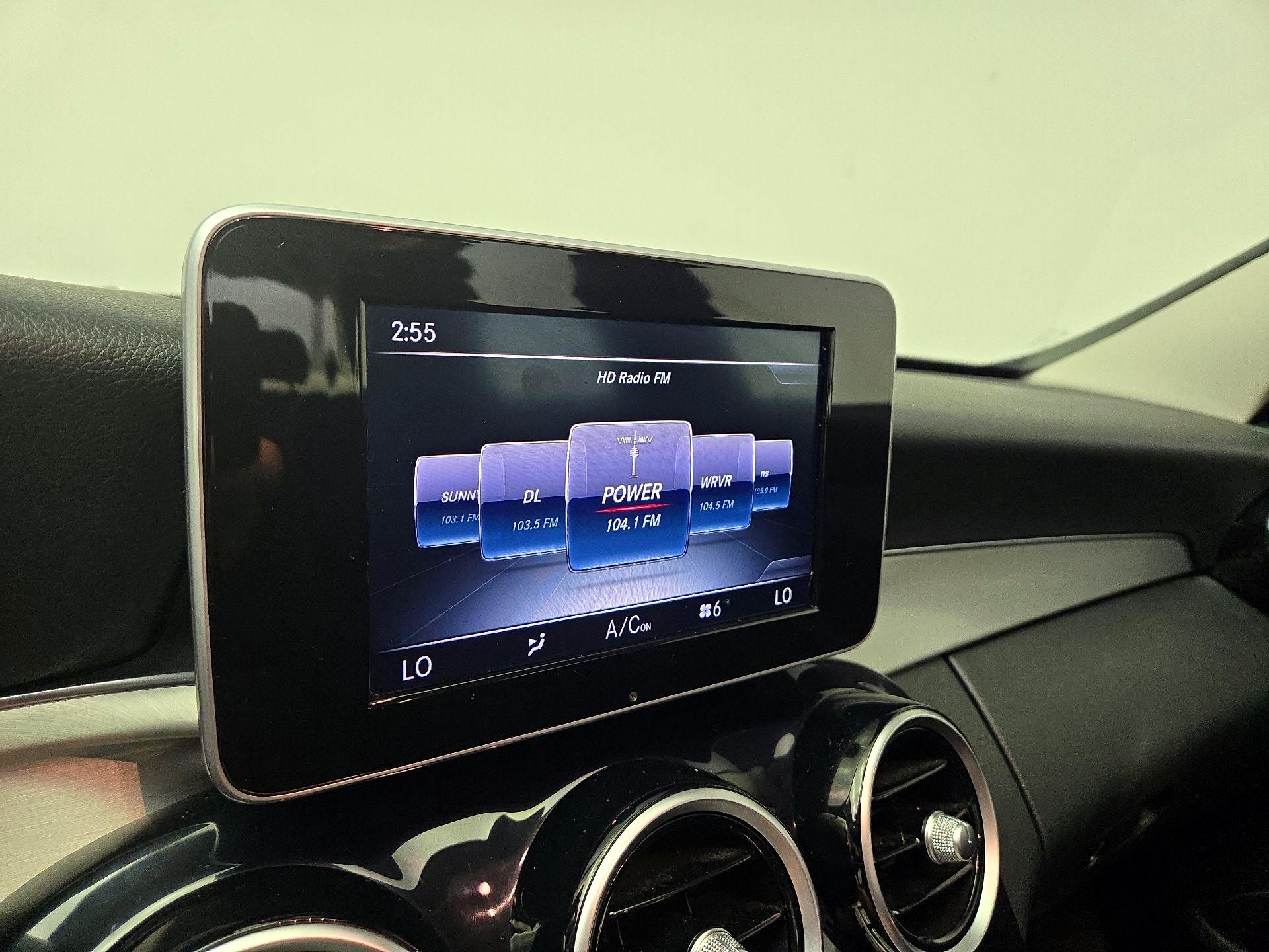 Thumbnail: 2015 Mercedes-Benz C-Class - 15