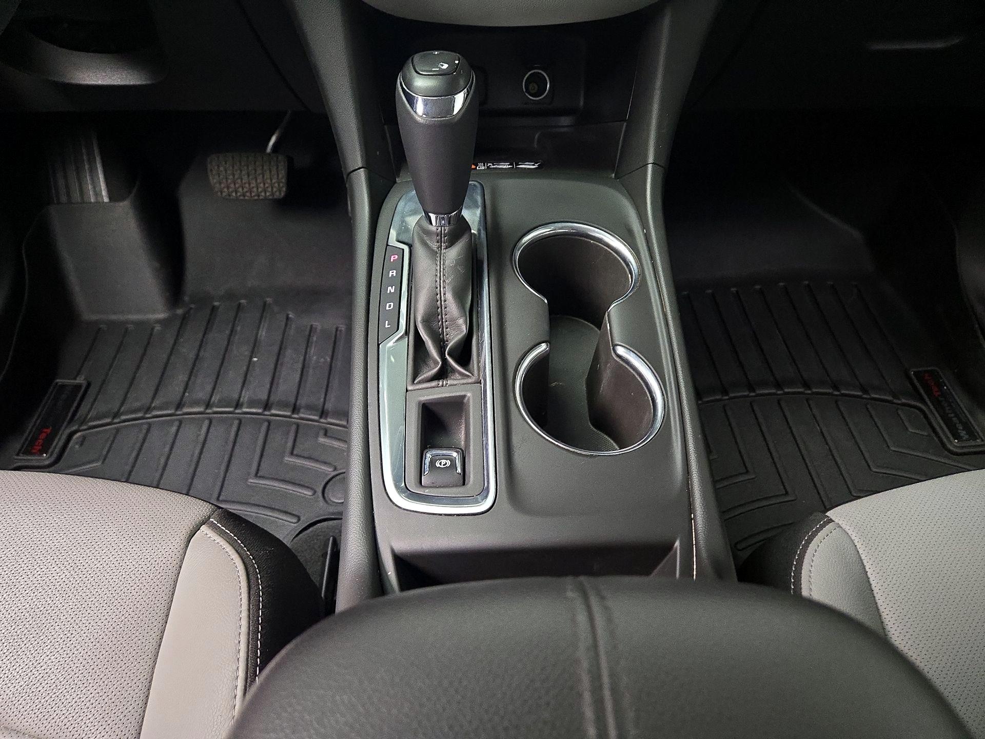 Thumbnail: 2018 Chevrolet Equinox - 17