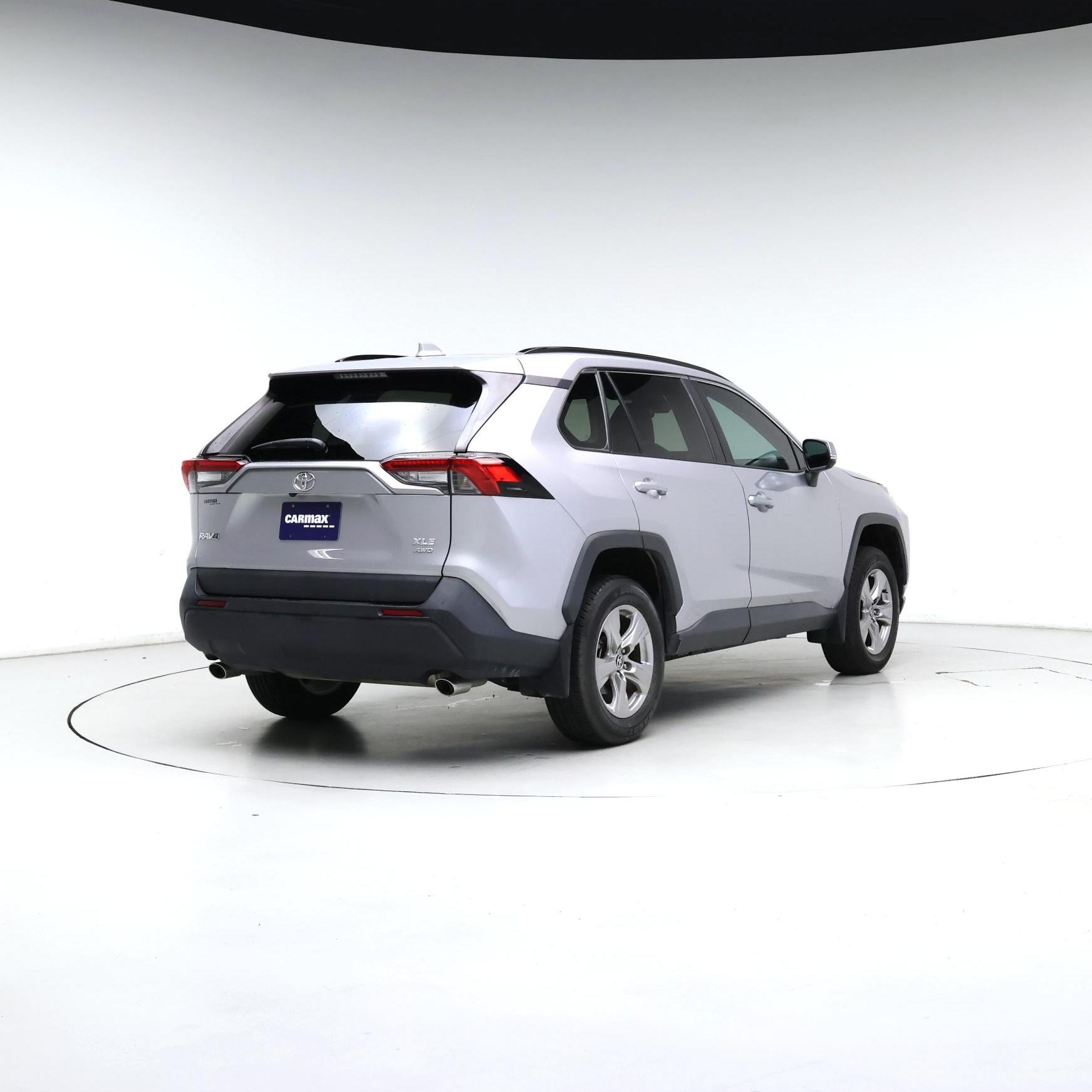 Thumbnail: 2023 Toyota RAV4 - 8