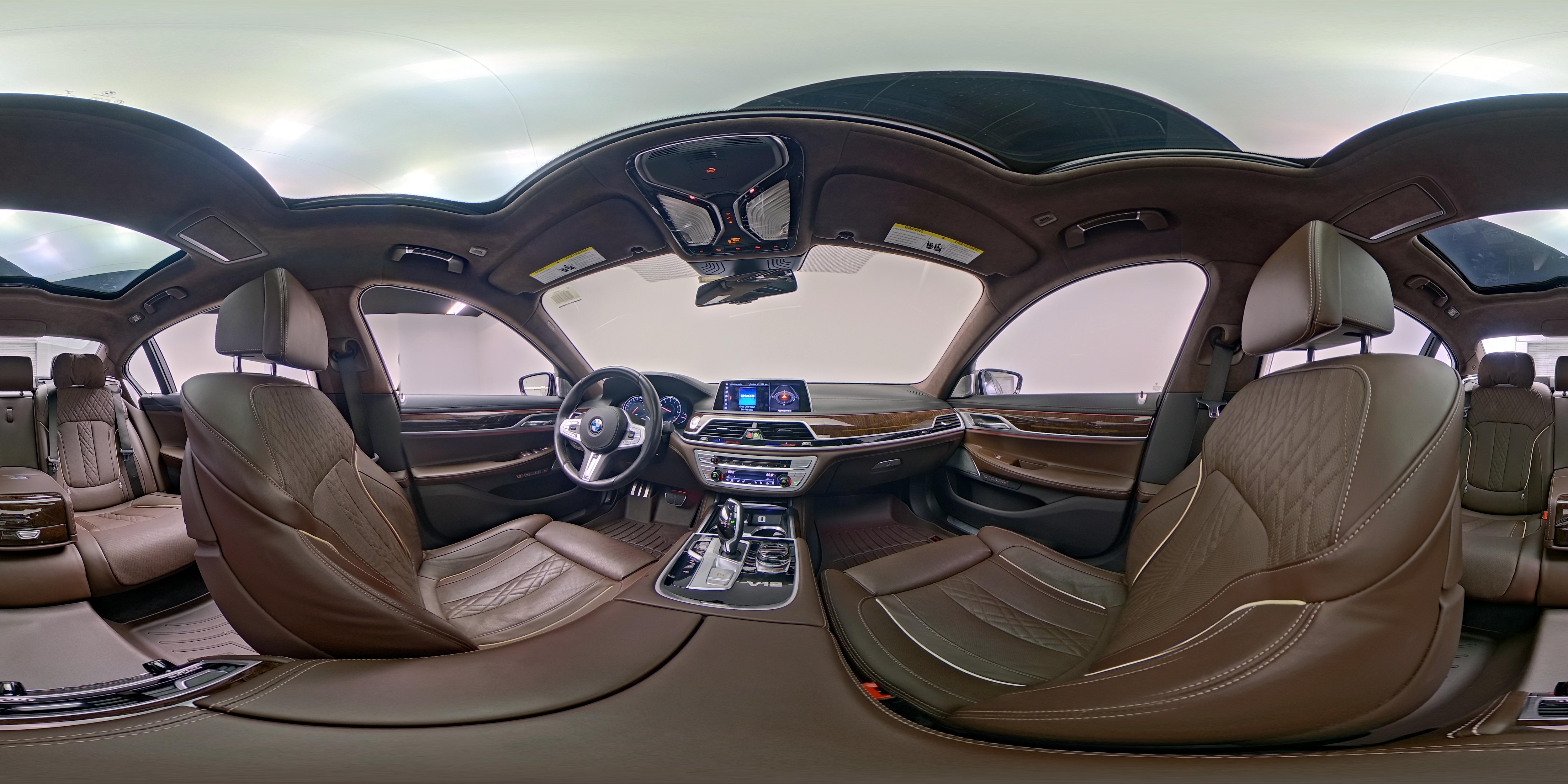 2018 BMW 7 Series M760i - Photo 28