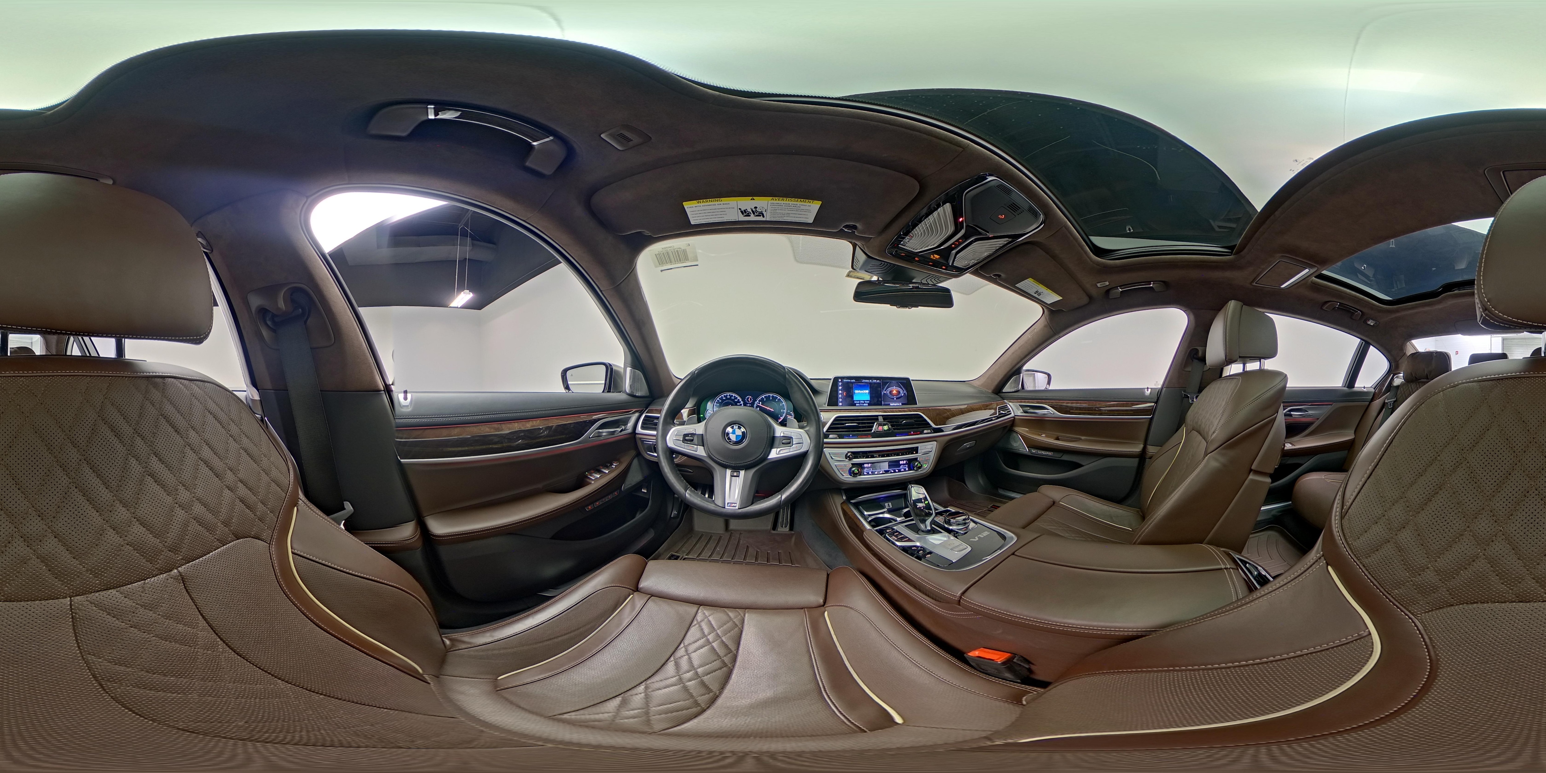 2018 BMW 7 Series M760i - Photo 30