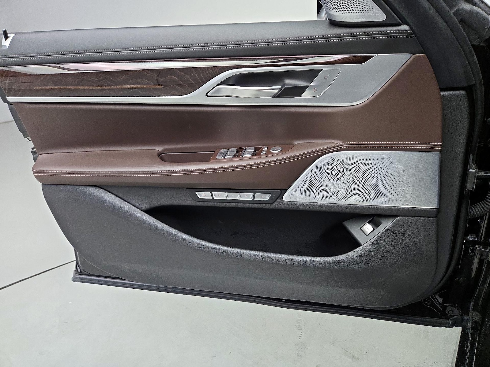 2018 BMW 7 Series M760i - Photo 13