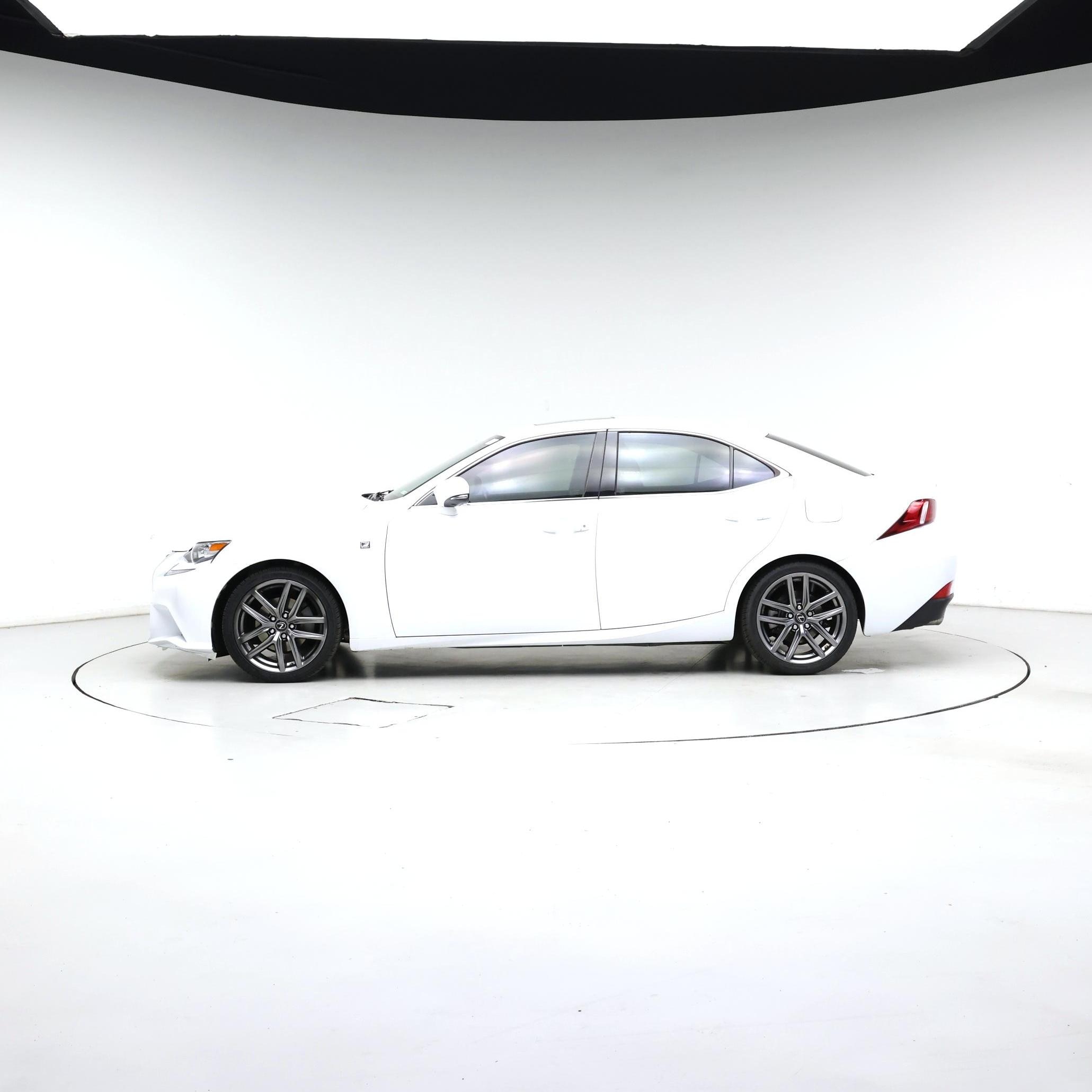 Thumbnail: 2015 Lexus IS - 3