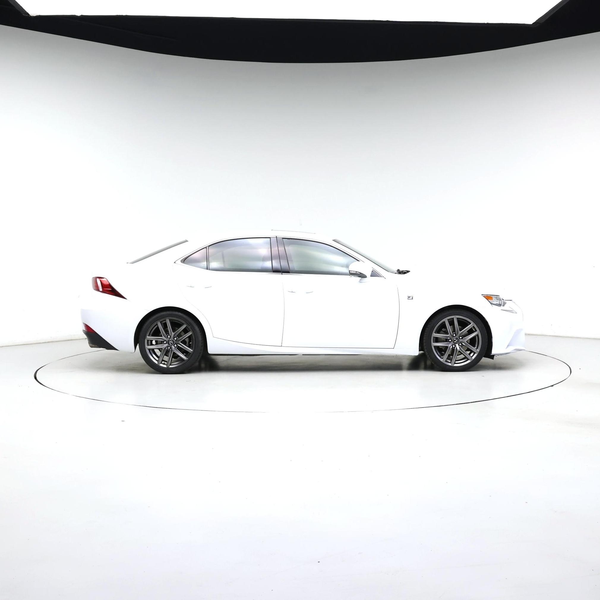 Thumbnail: 2015 Lexus IS - 7