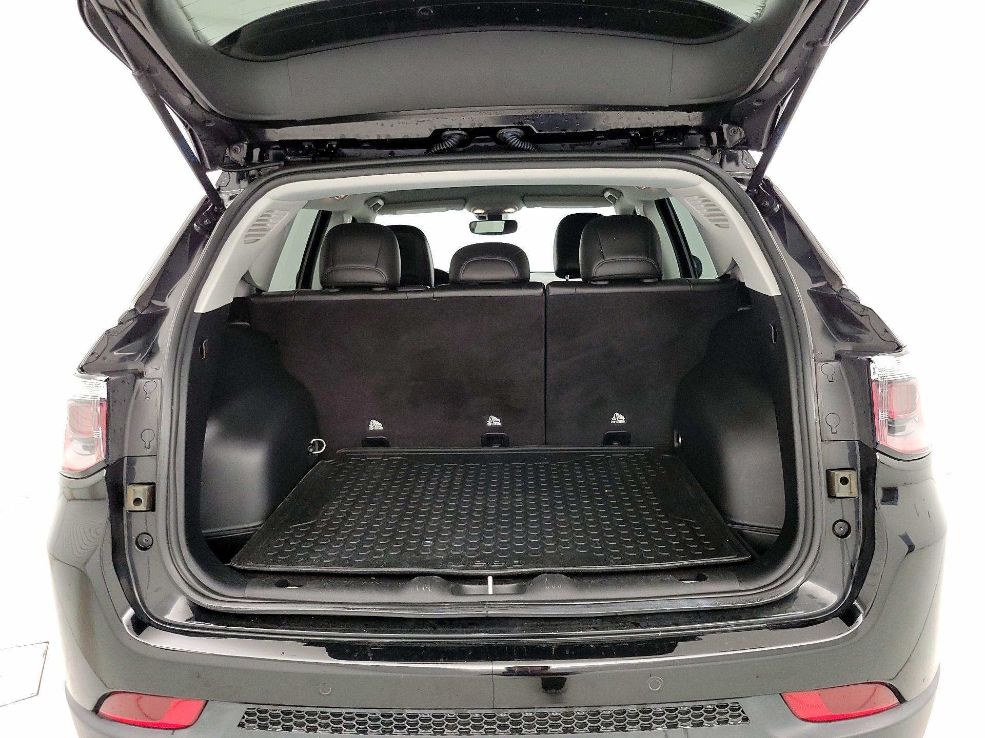 Thumbnail: 2021 Jeep Compass - 20