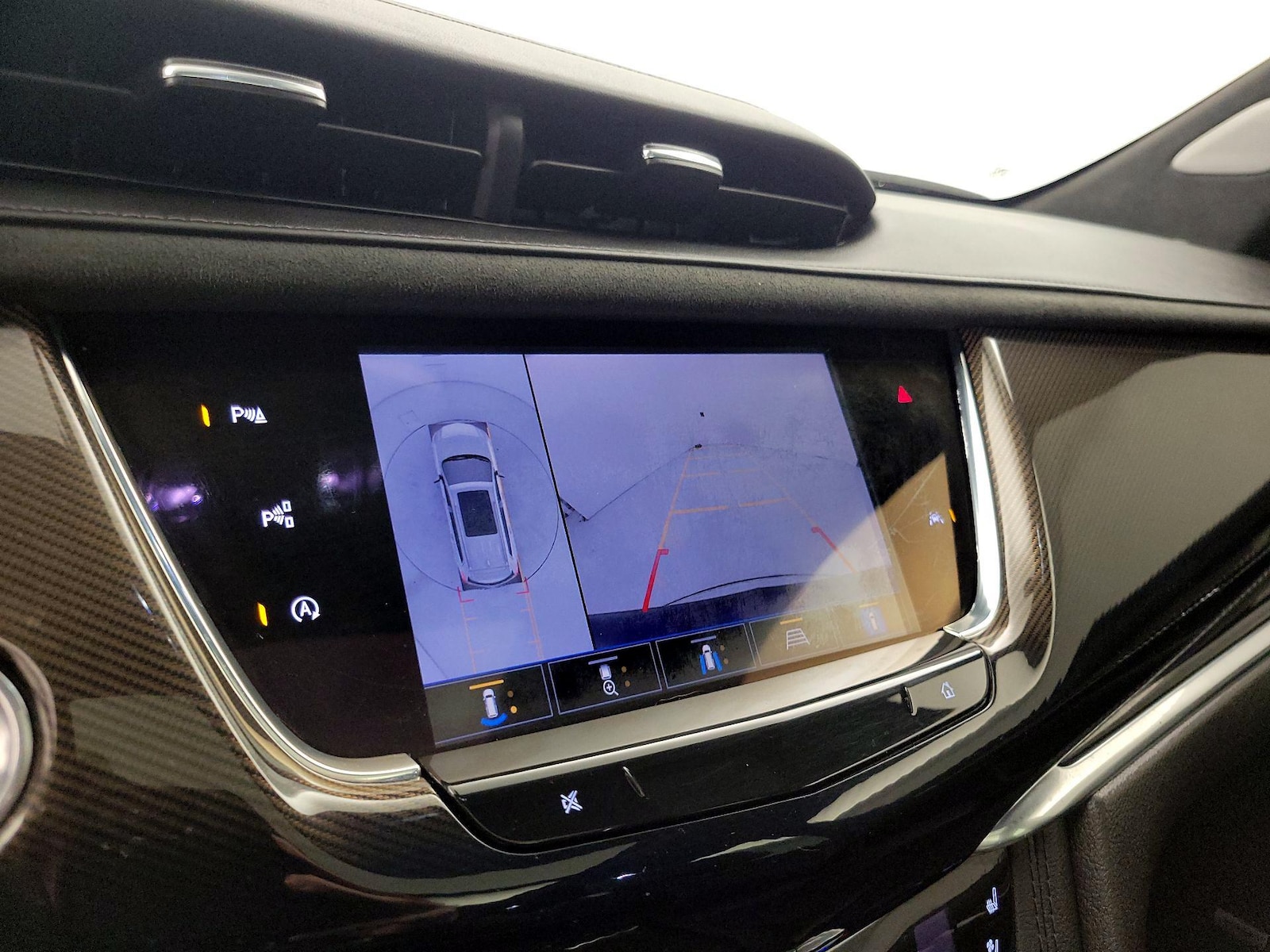 2023 Cadillac XT6 Sport - Photo 14