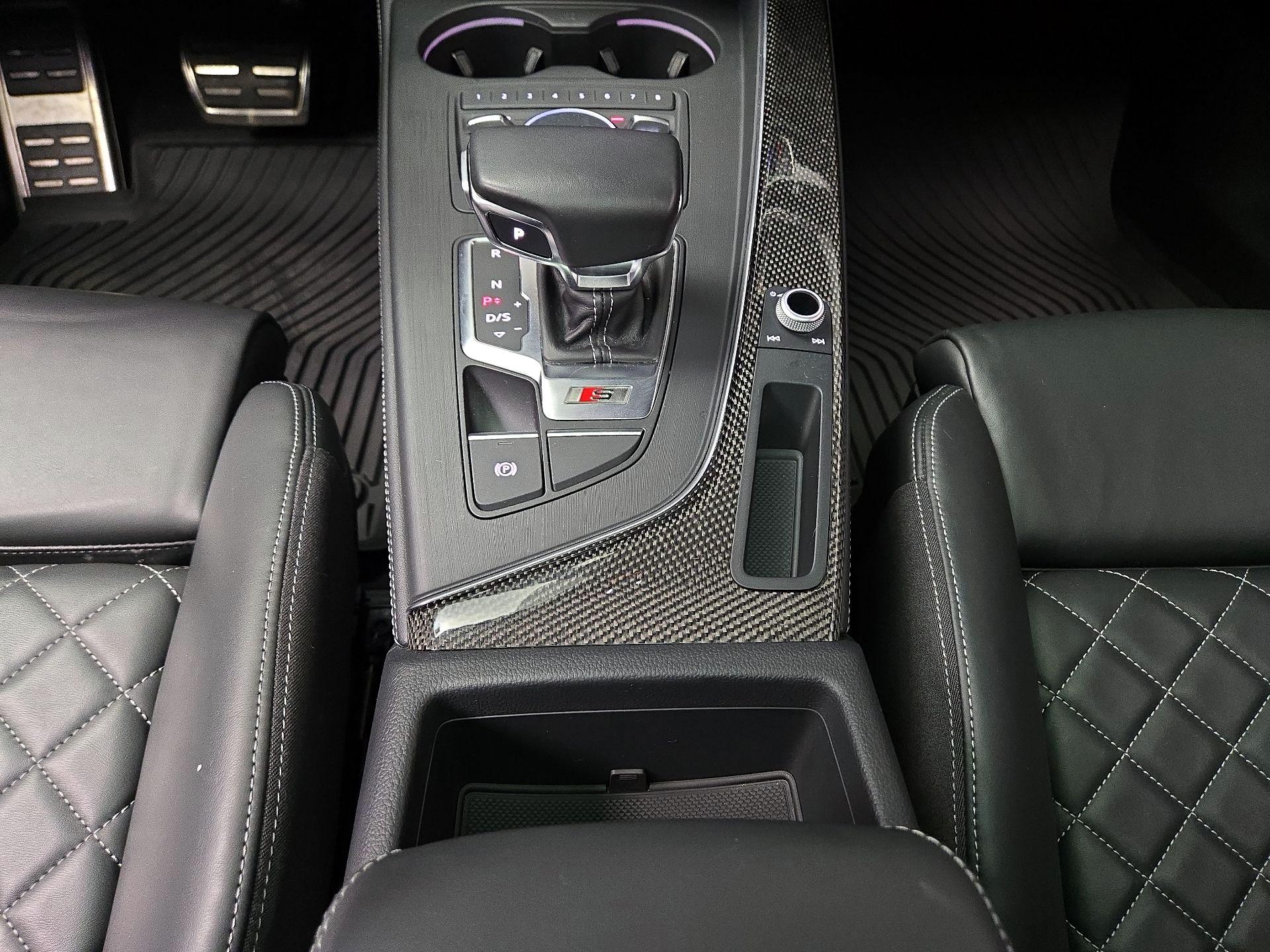 Thumbnail: 2018 Audi S5 - 18