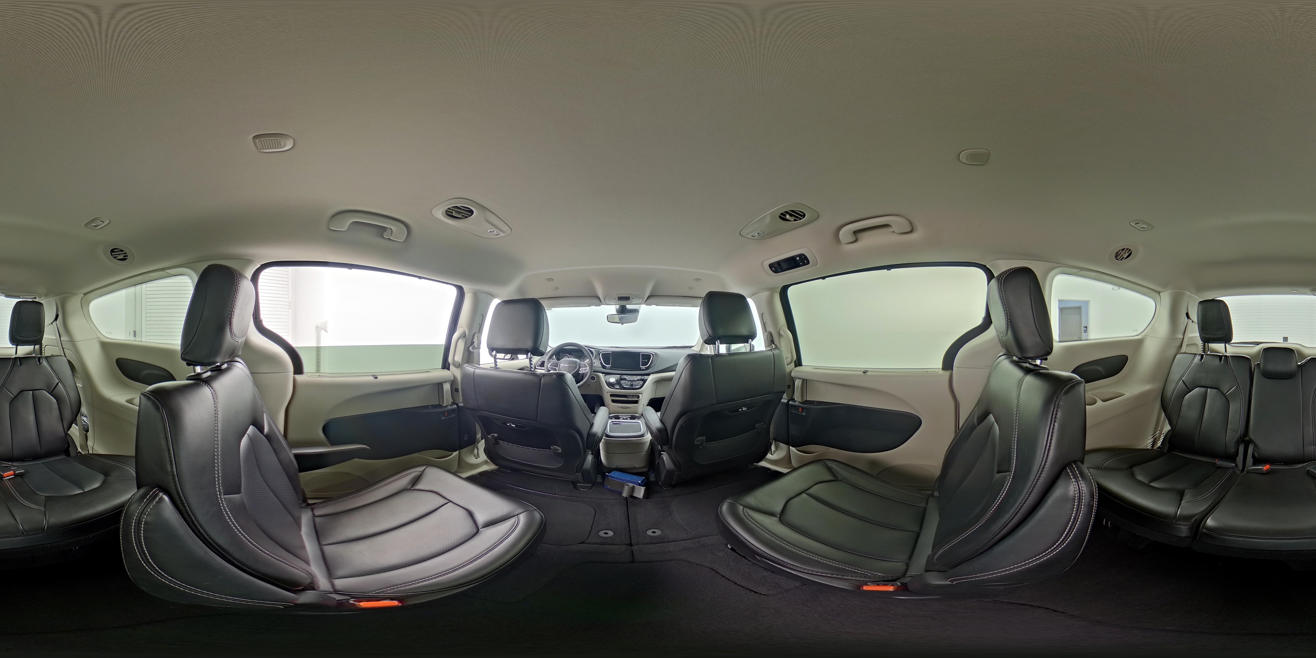 2023 Chrysler Pacifica Touring L - Photo 26
