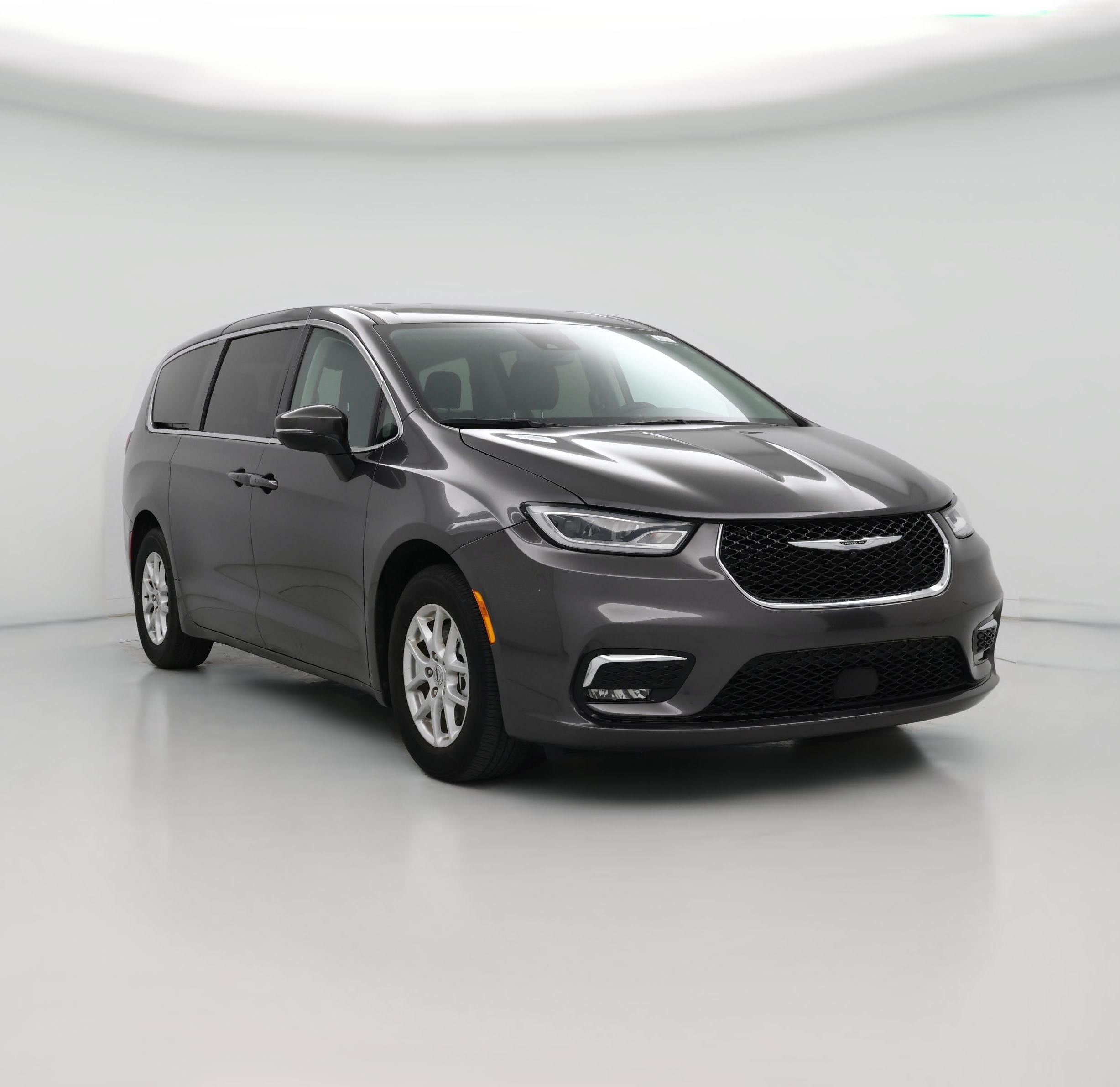 Thumbnail: 2023 Chrysler Pacifica - 1