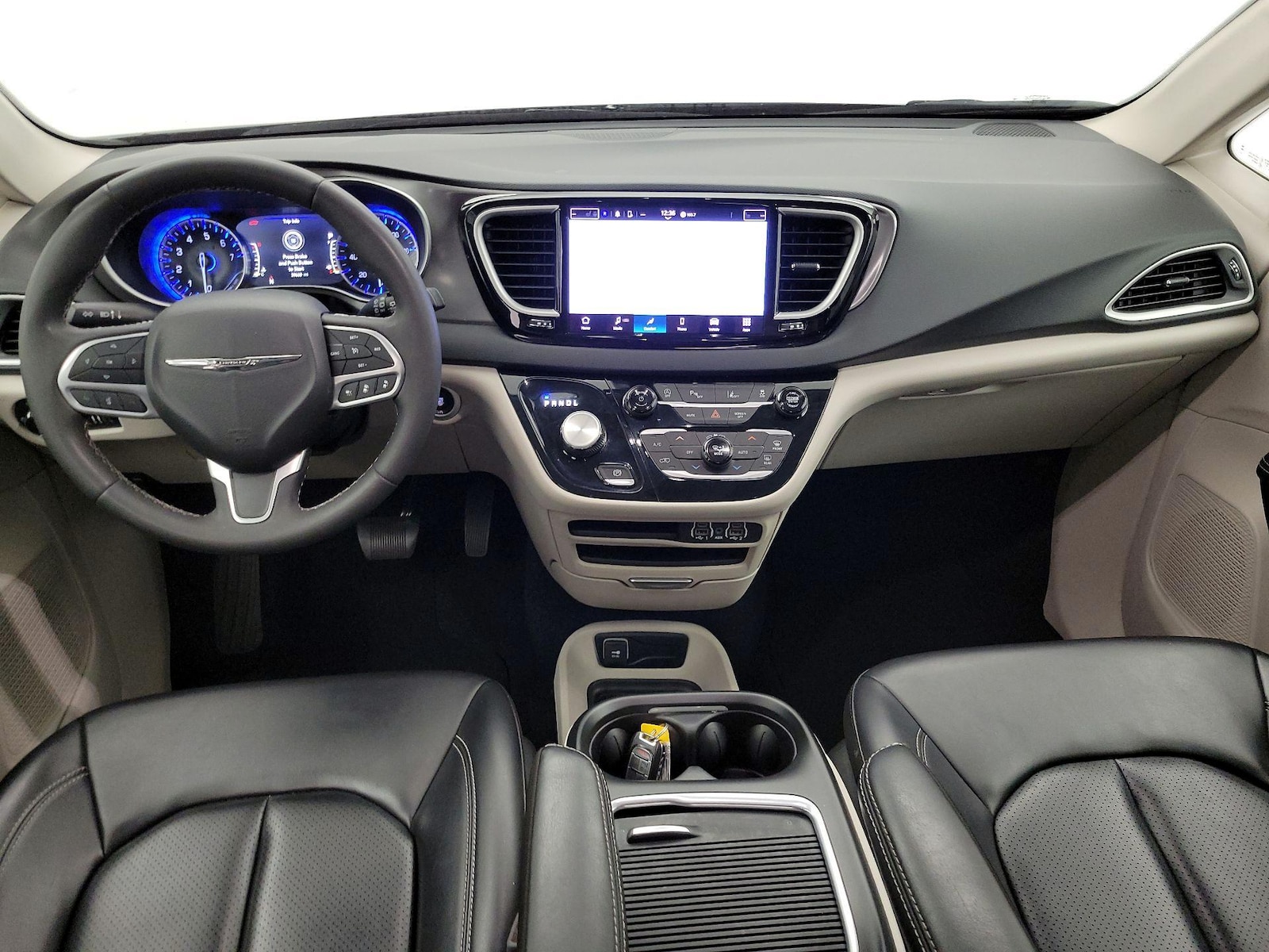 2023 Chrysler Pacifica Touring L - Photo 10