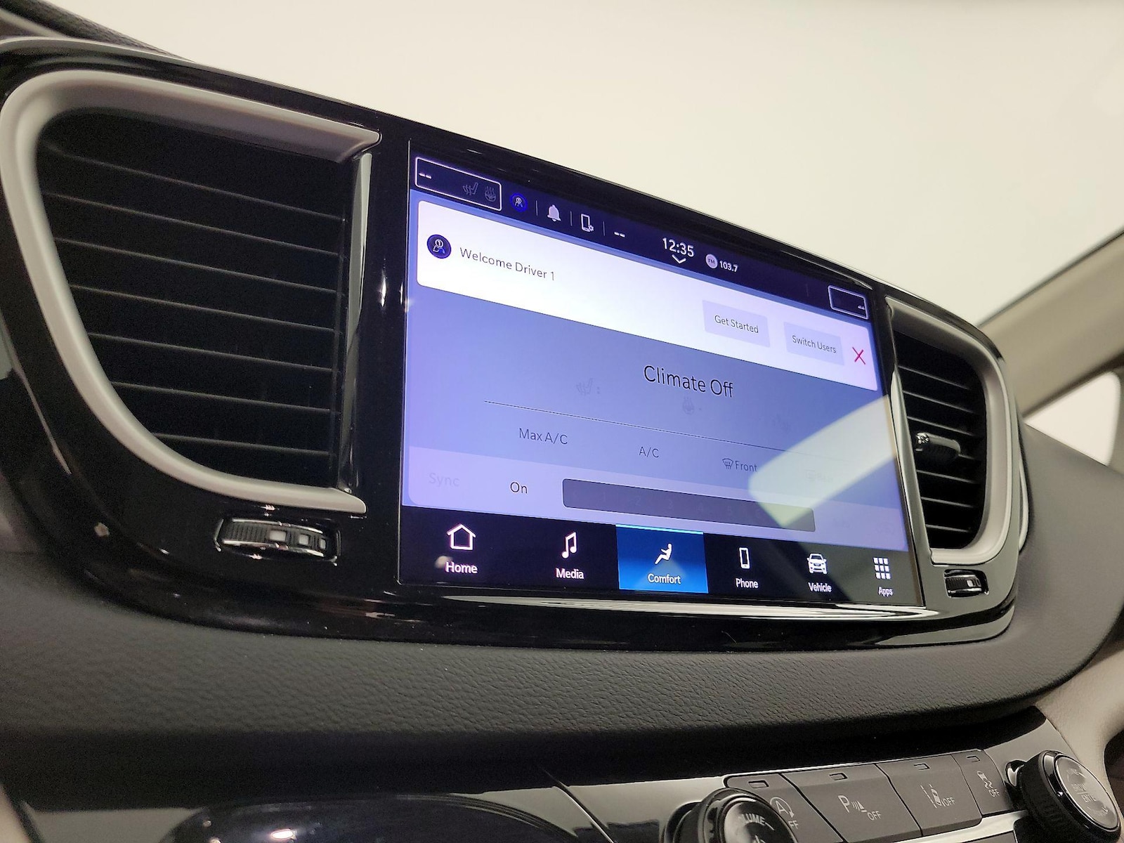 2023 Chrysler Pacifica Touring L - Photo 16