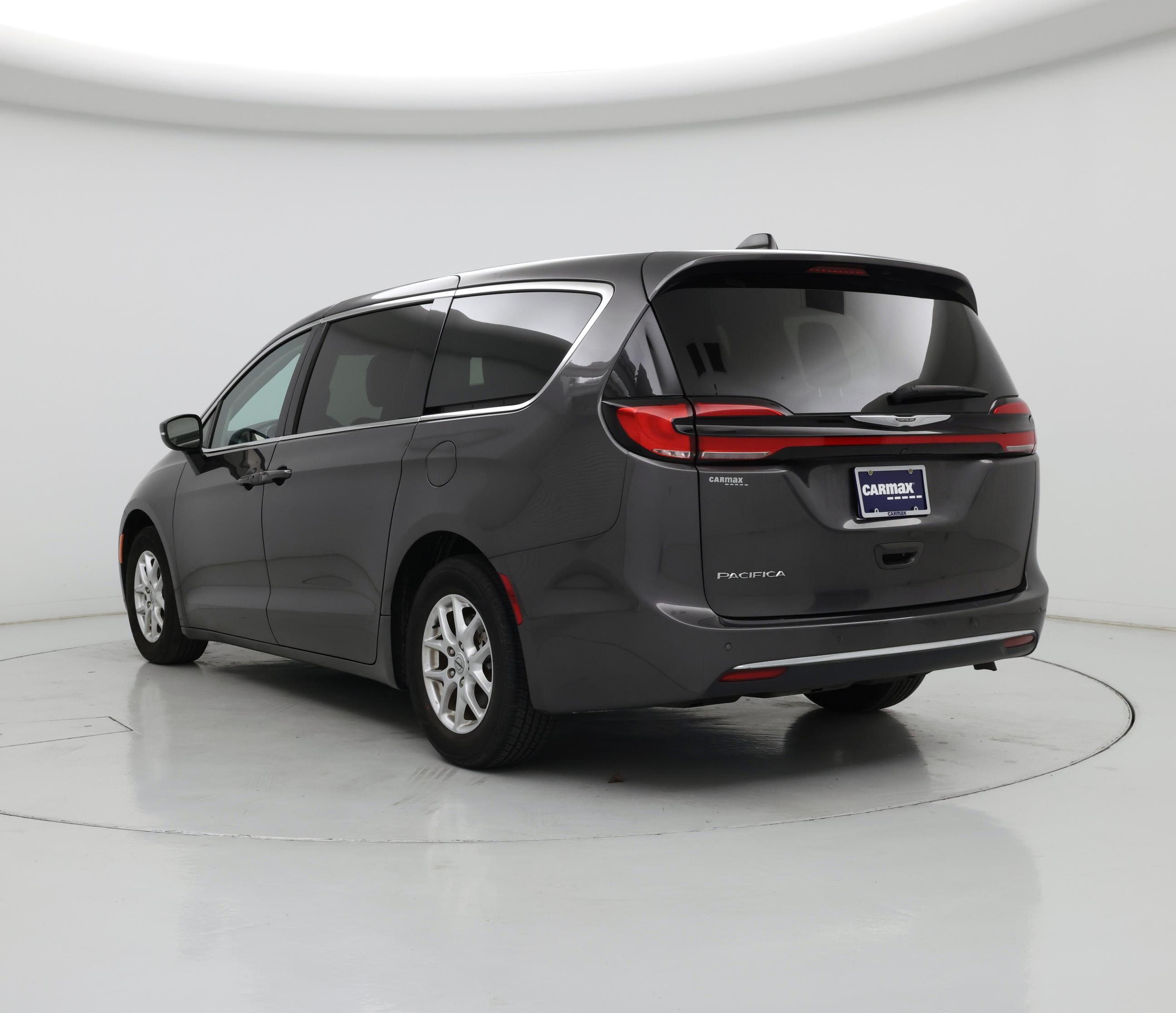 Thumbnail: 2023 Chrysler Pacifica - 2