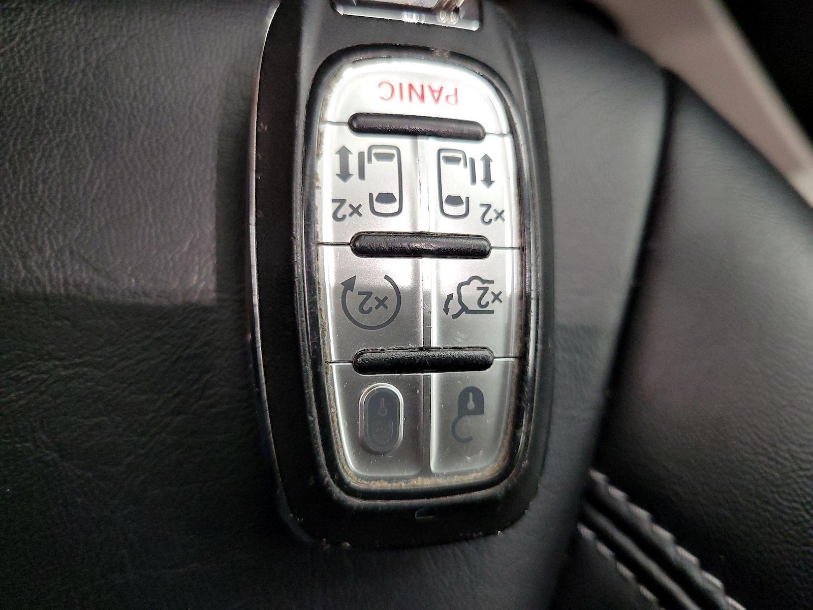 2023 Chrysler Pacifica Touring L - Photo 24