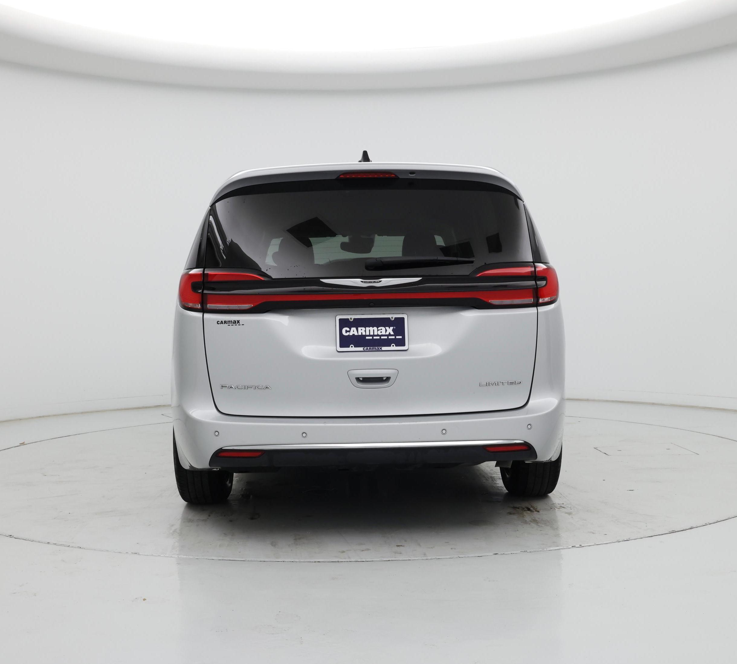 Thumbnail: 2024 Chrysler Pacifica - 6