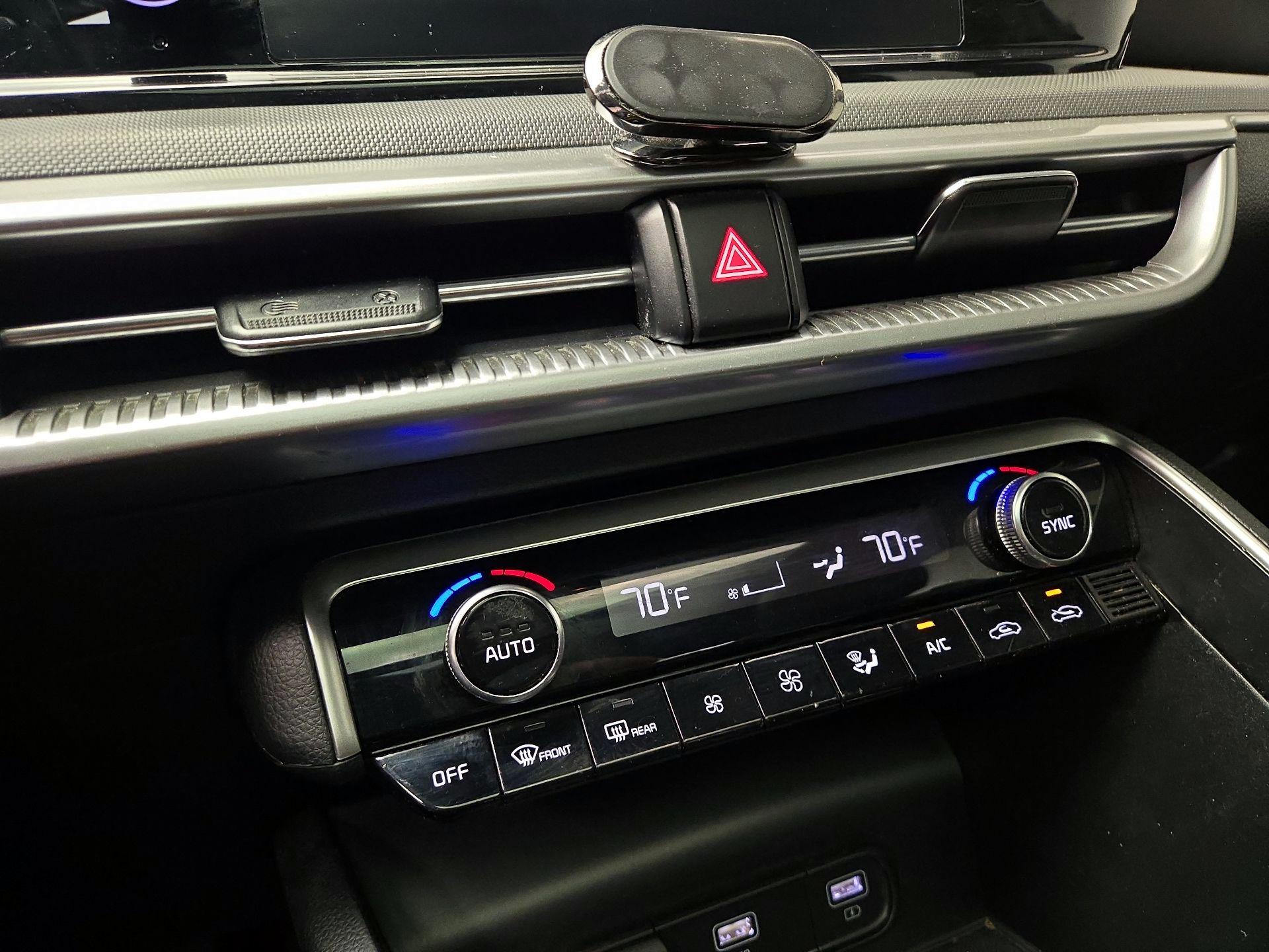 Thumbnail: 2021 Kia K5 - 16