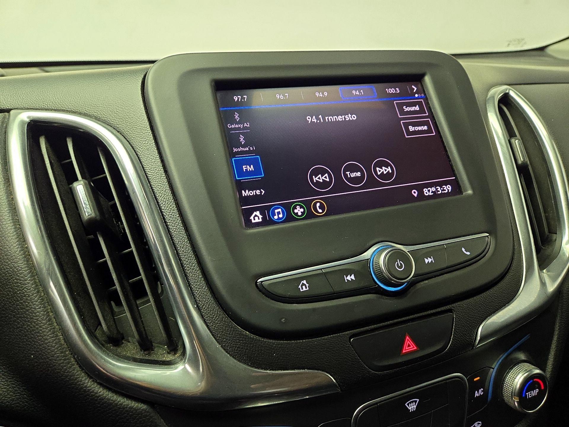 Thumbnail: 2020 Chevrolet Equinox - 15