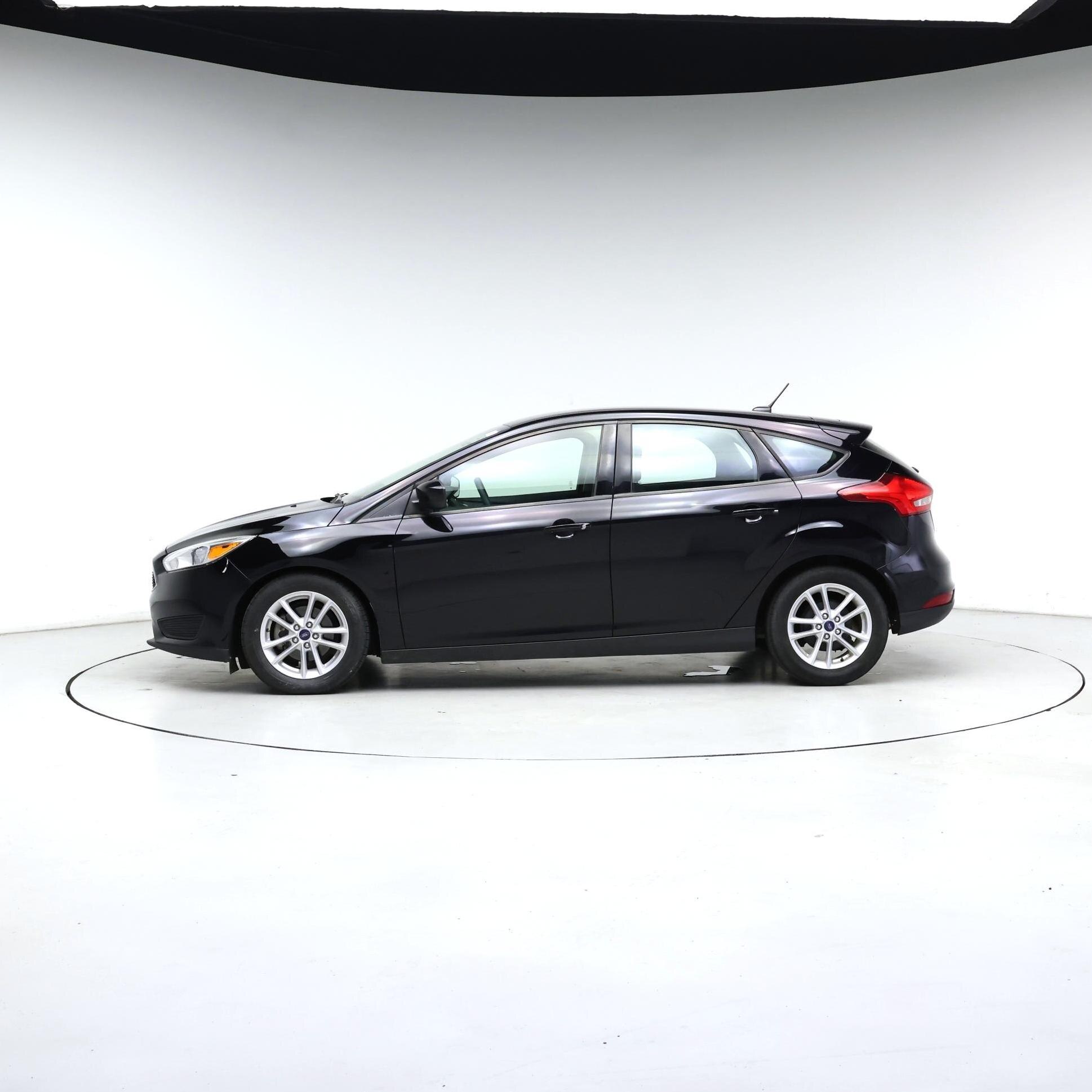 Thumbnail: 2018 Ford Focus - 3