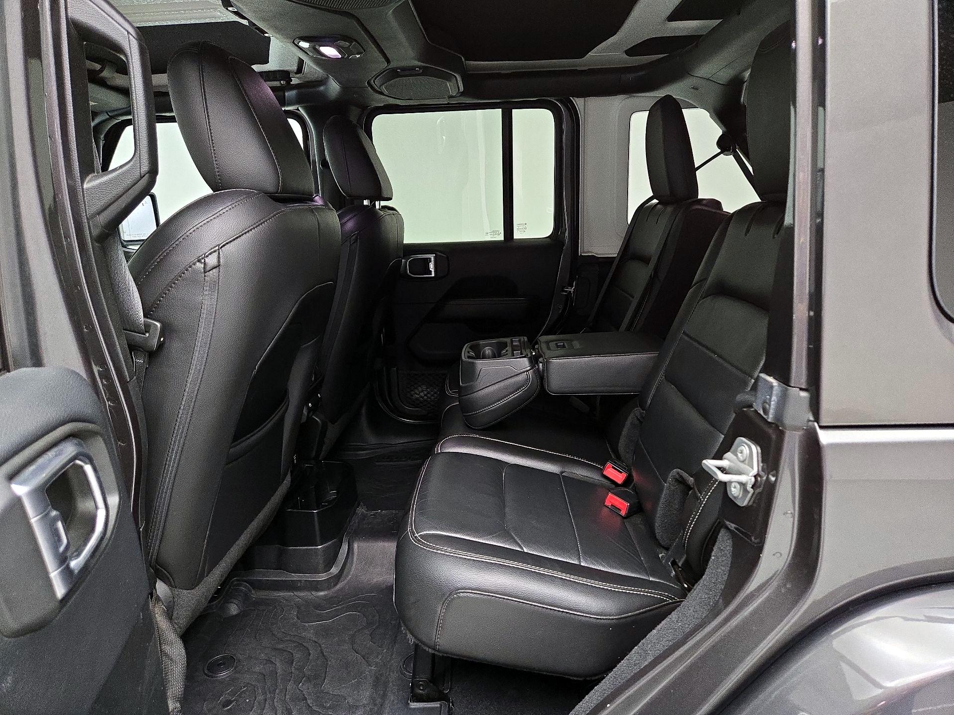 Thumbnail: 2018 Jeep Wrangler - 20