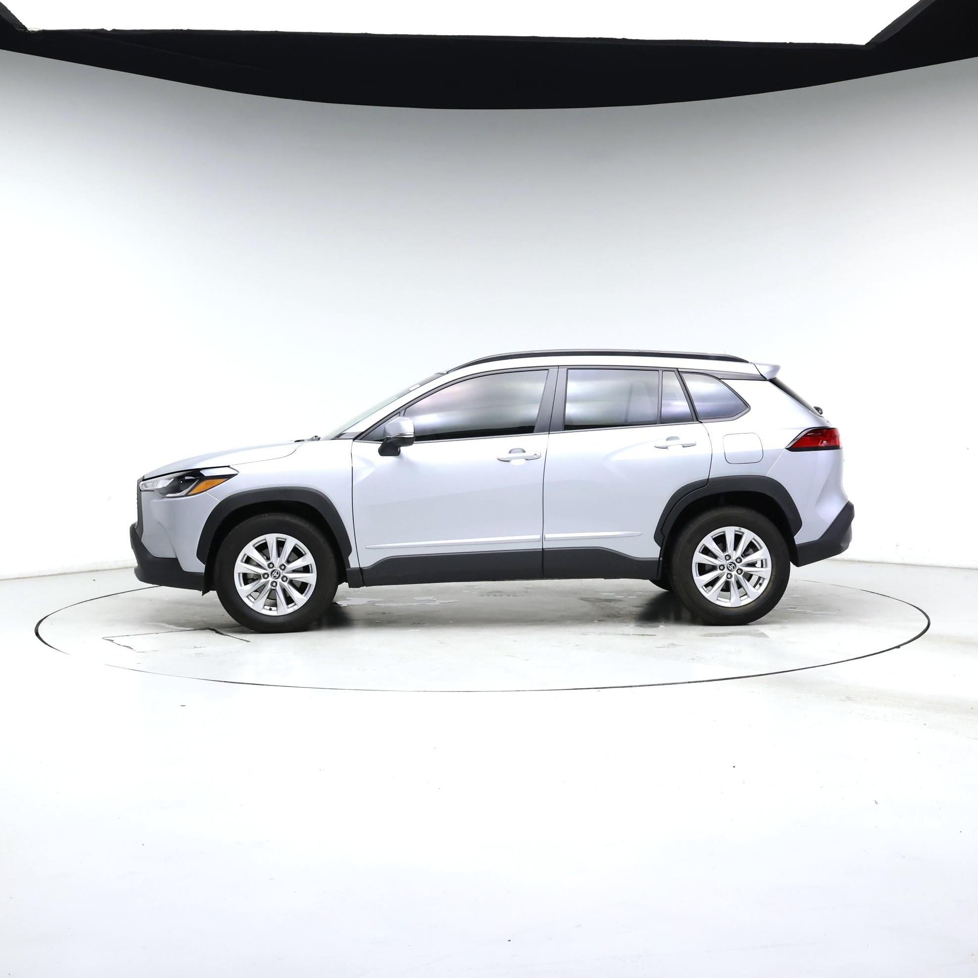 Thumbnail: 2024 Toyota Corolla Cross - 3