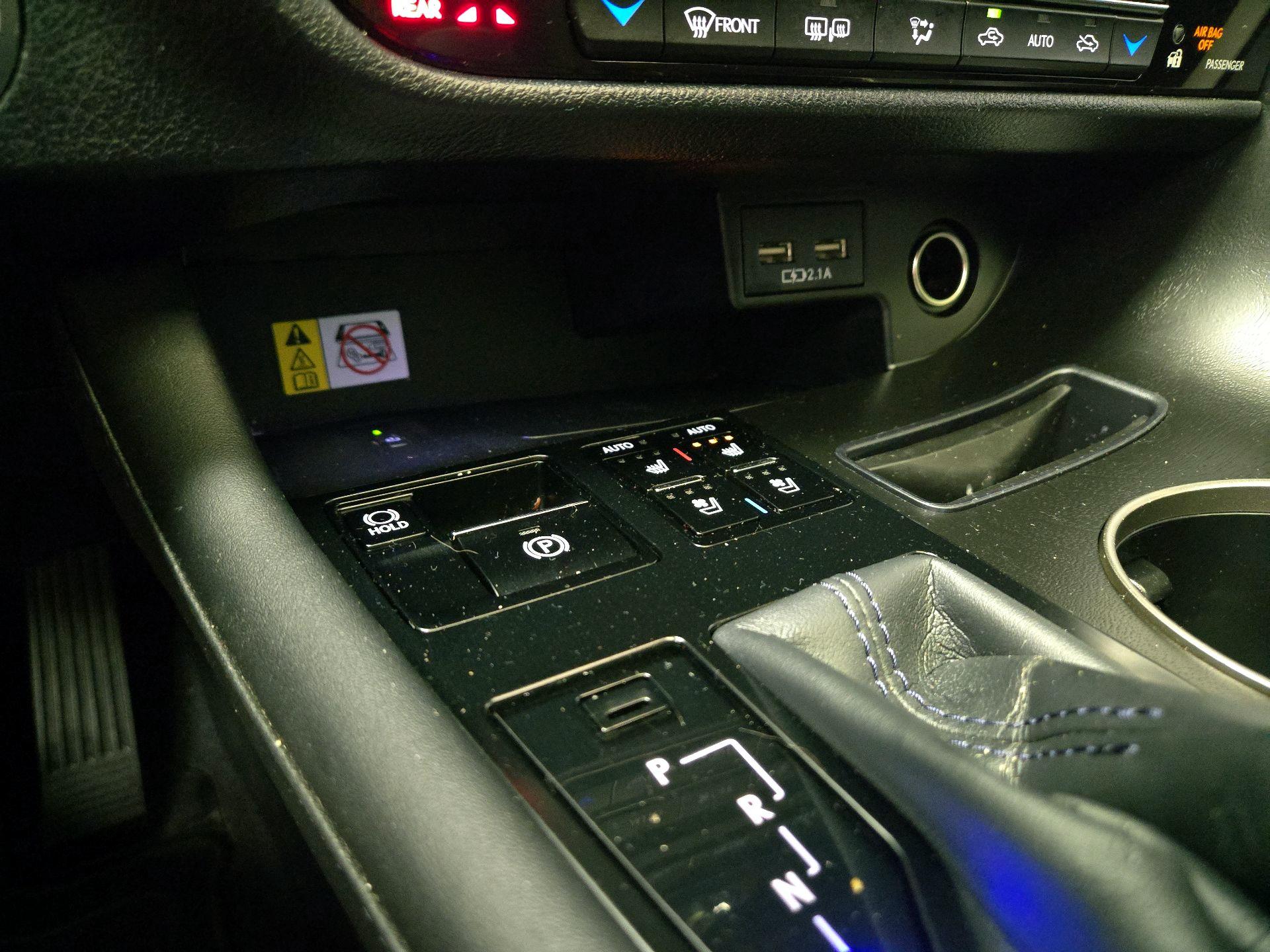 Thumbnail: 2022 Lexus RX - 19