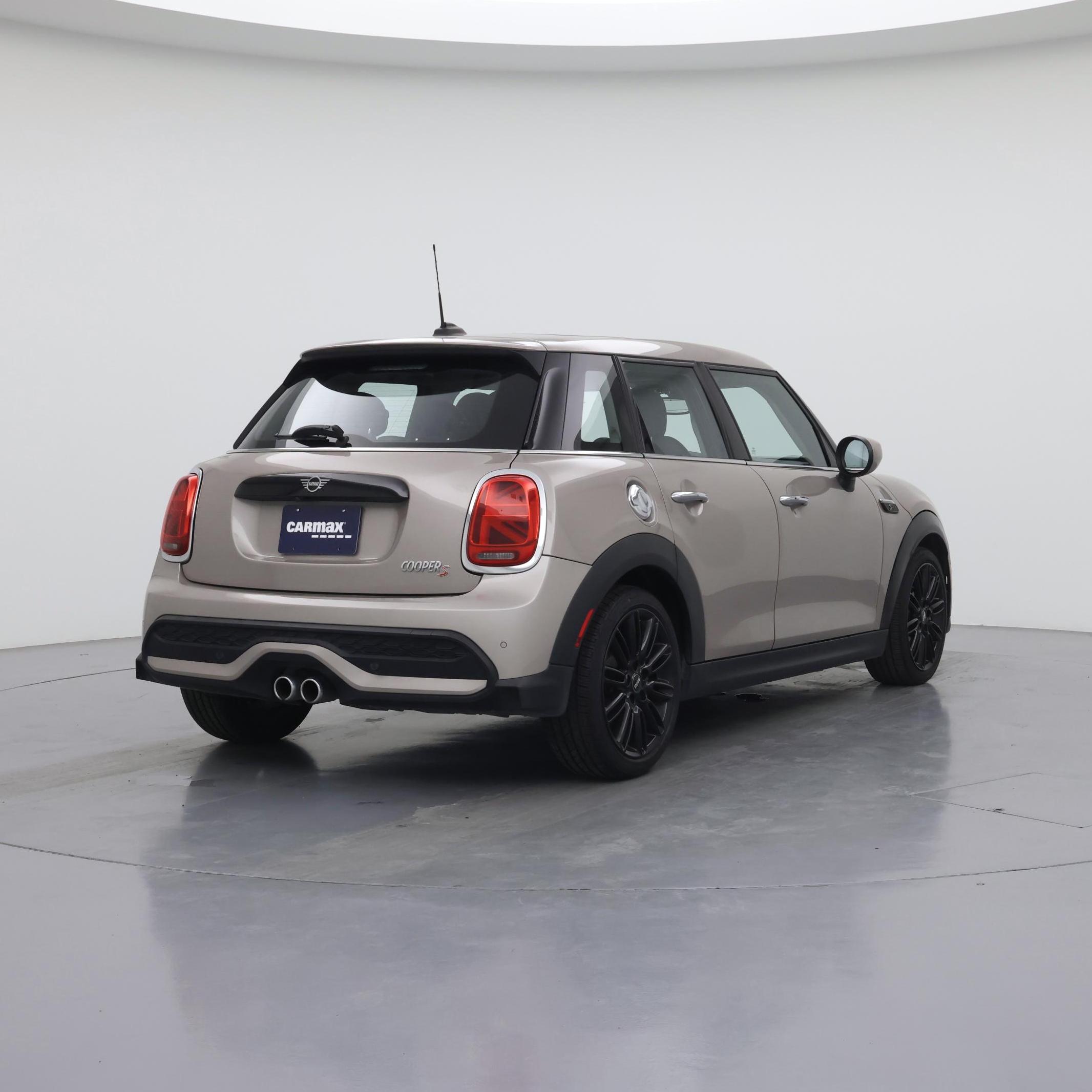 Thumbnail: 2024 MINI Cooper Hardtop - 8