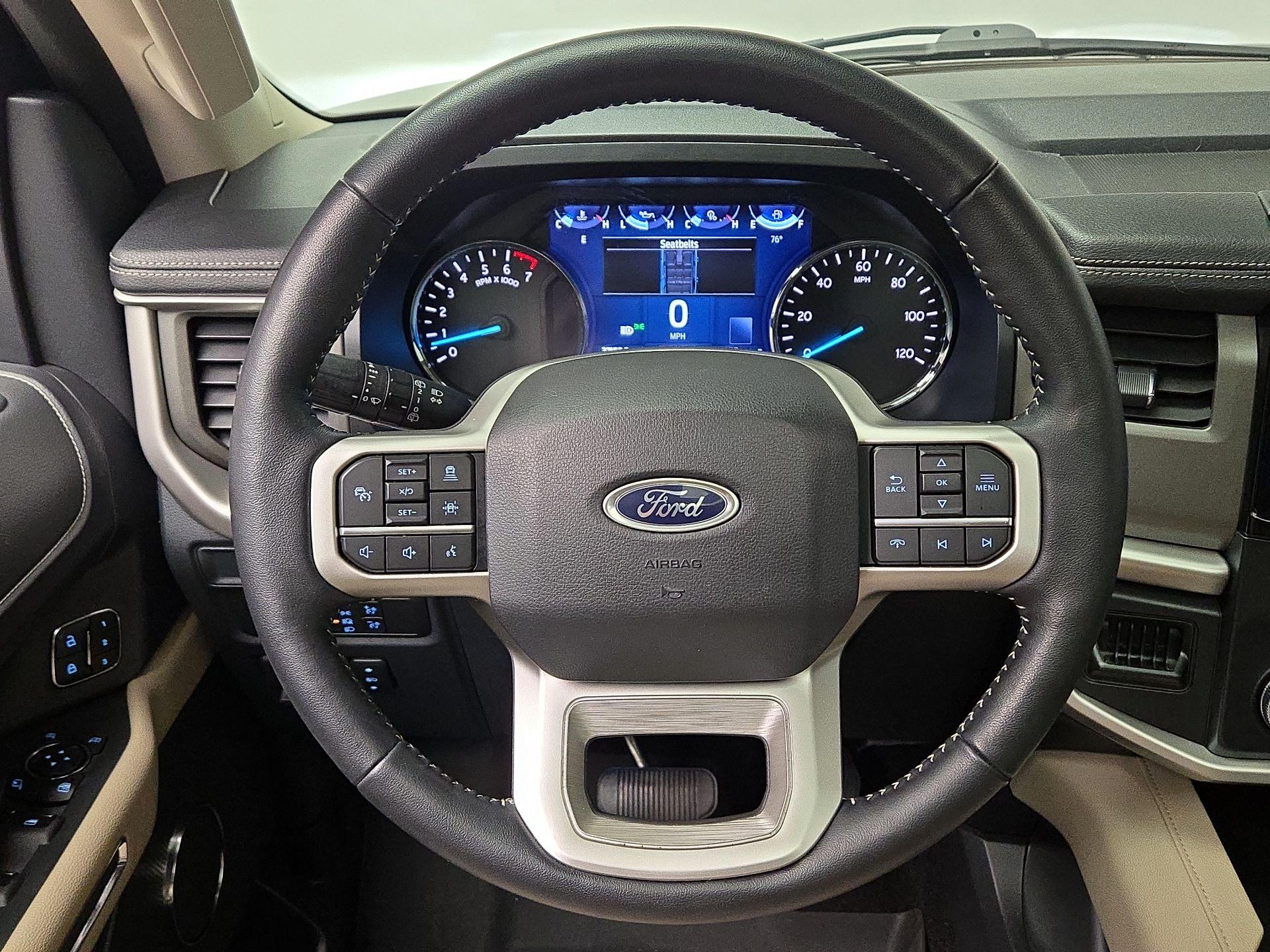Thumbnail: 2022 Ford Expedition - 10