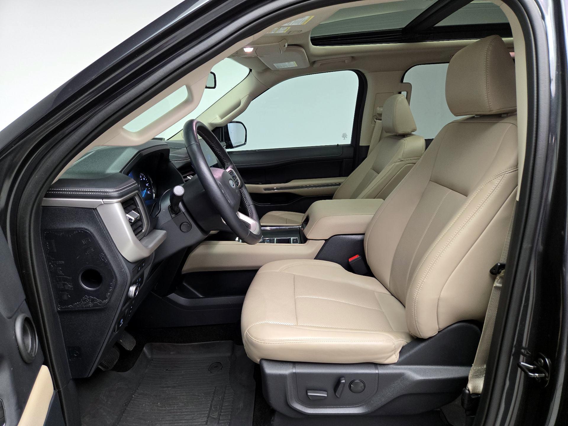 Thumbnail: 2022 Ford Expedition - 11