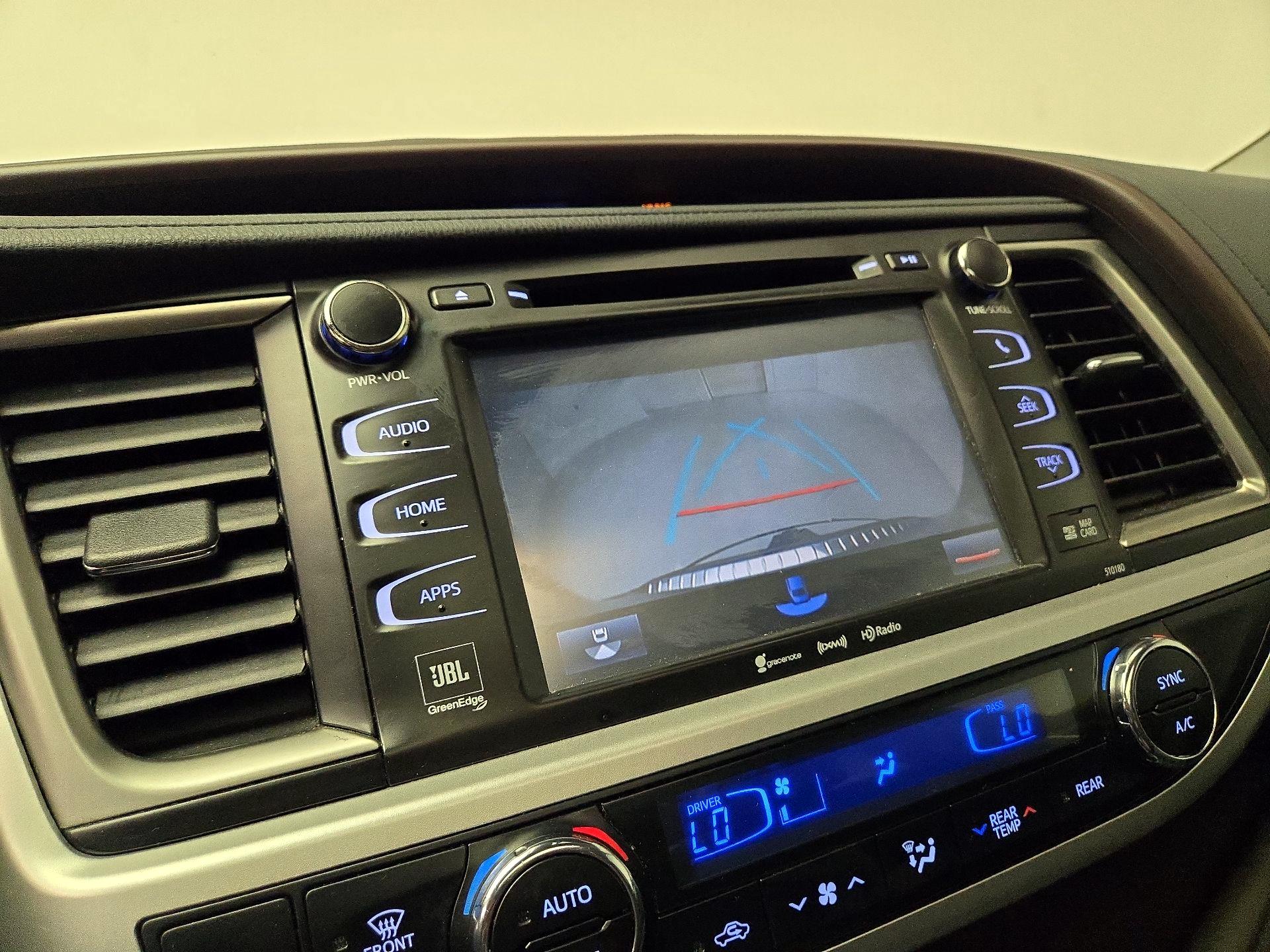Thumbnail: 2018 Toyota Highlander - 15
