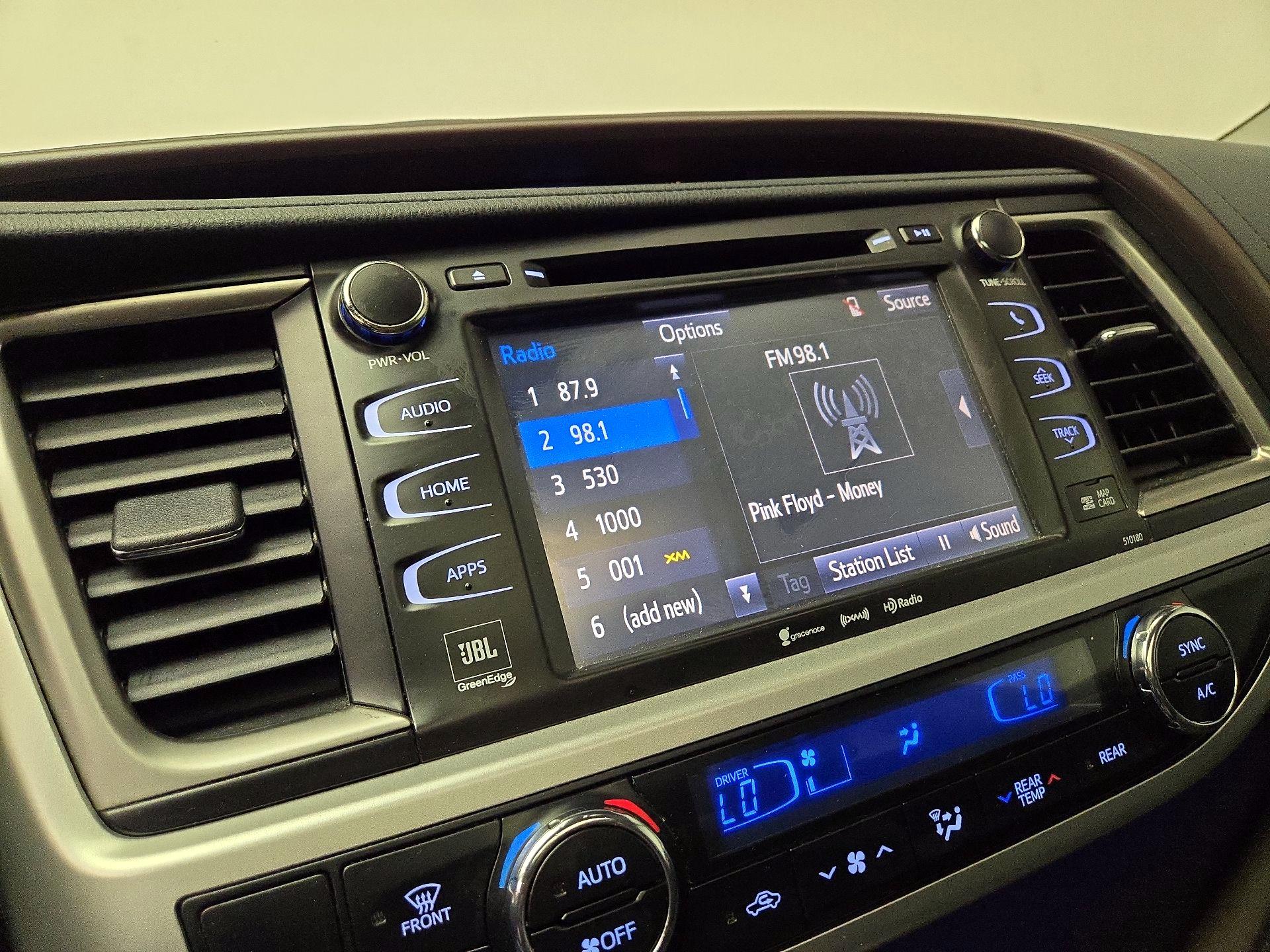 Thumbnail: 2018 Toyota Highlander - 16