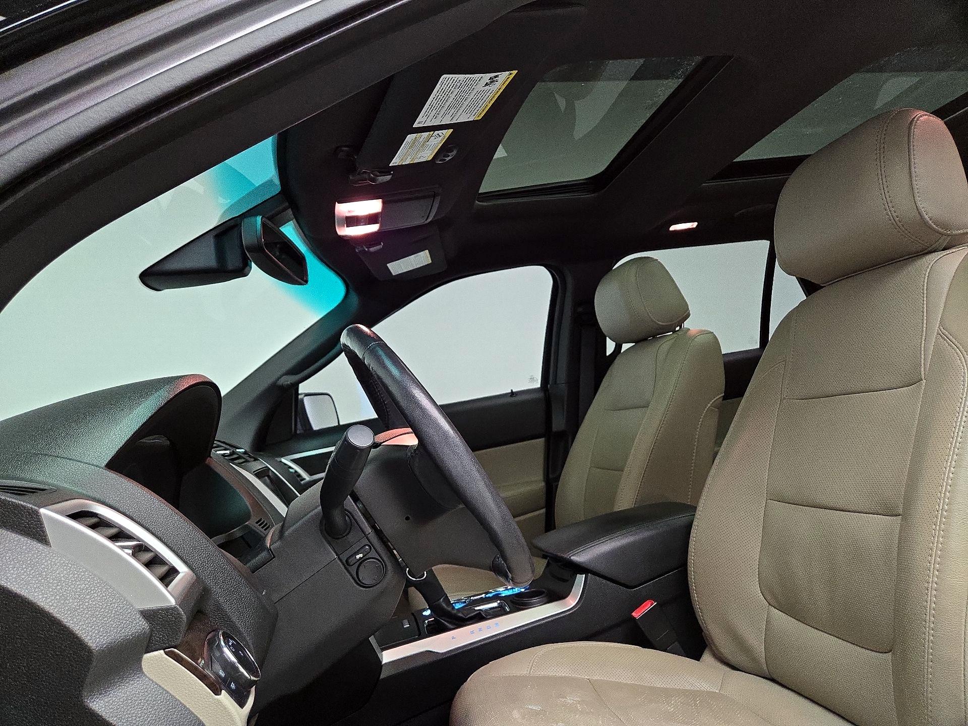 Thumbnail: 2014 Ford Explorer - 20