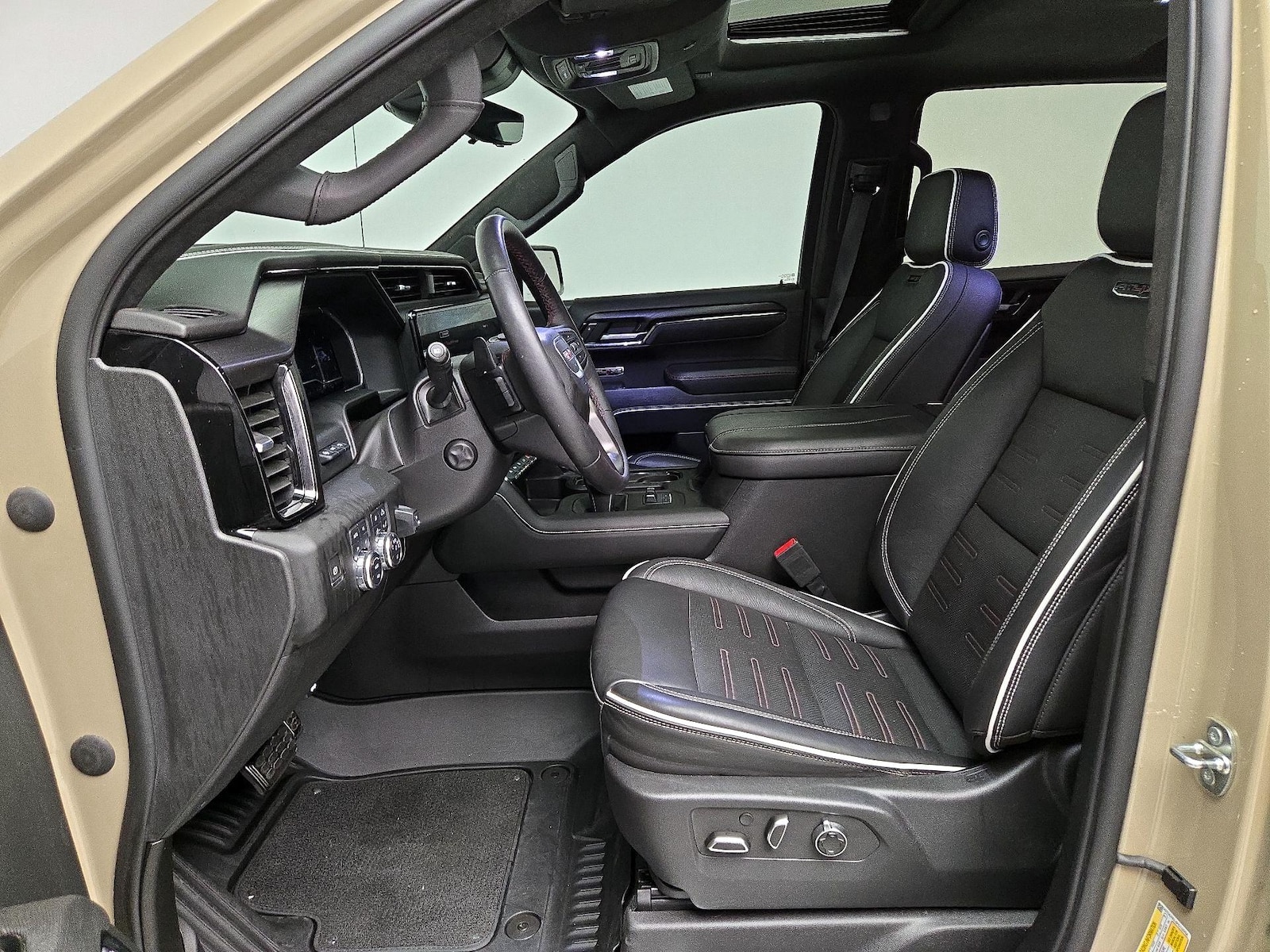 2023 GMC Sierra 1500 AT4X - Photo 12