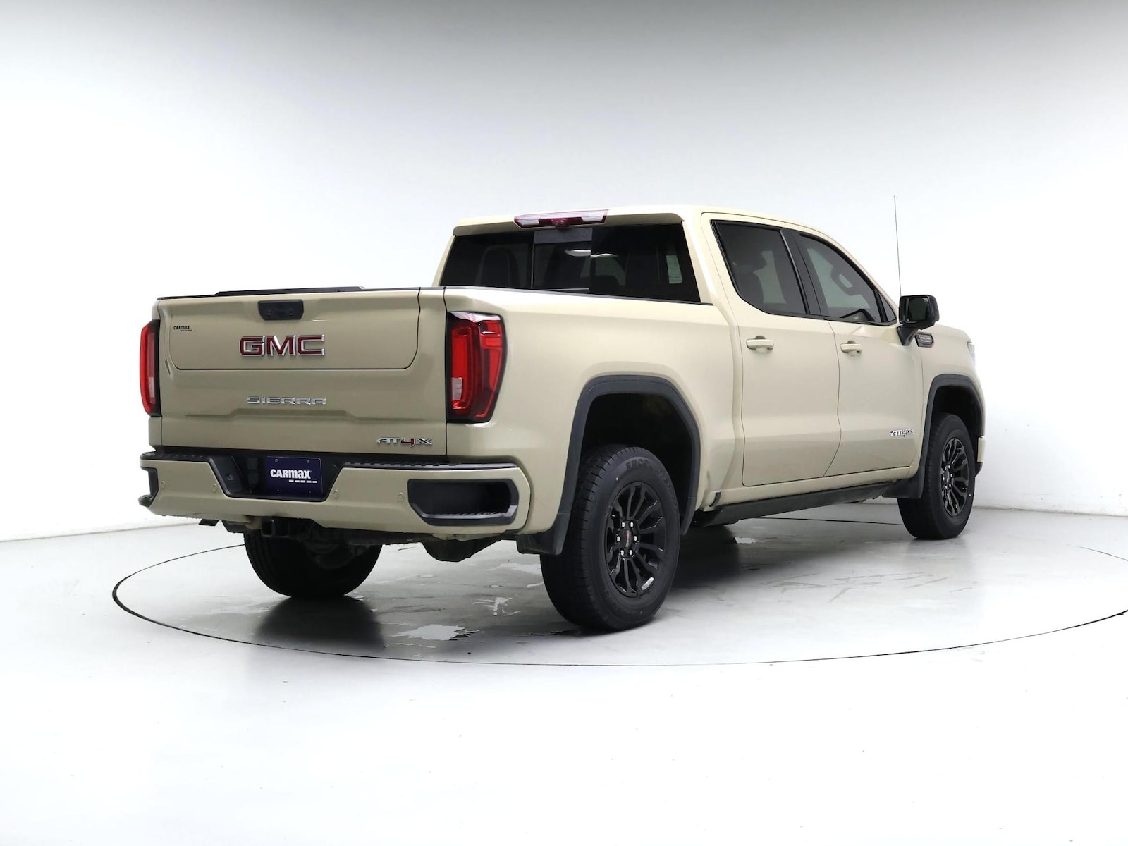 2023 GMC Sierra 1500 AT4X - Photo 9
