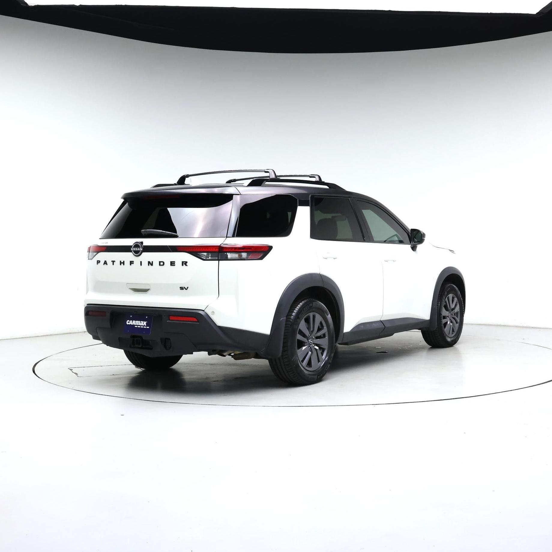 Thumbnail: 2022 Nissan Pathfinder - 8