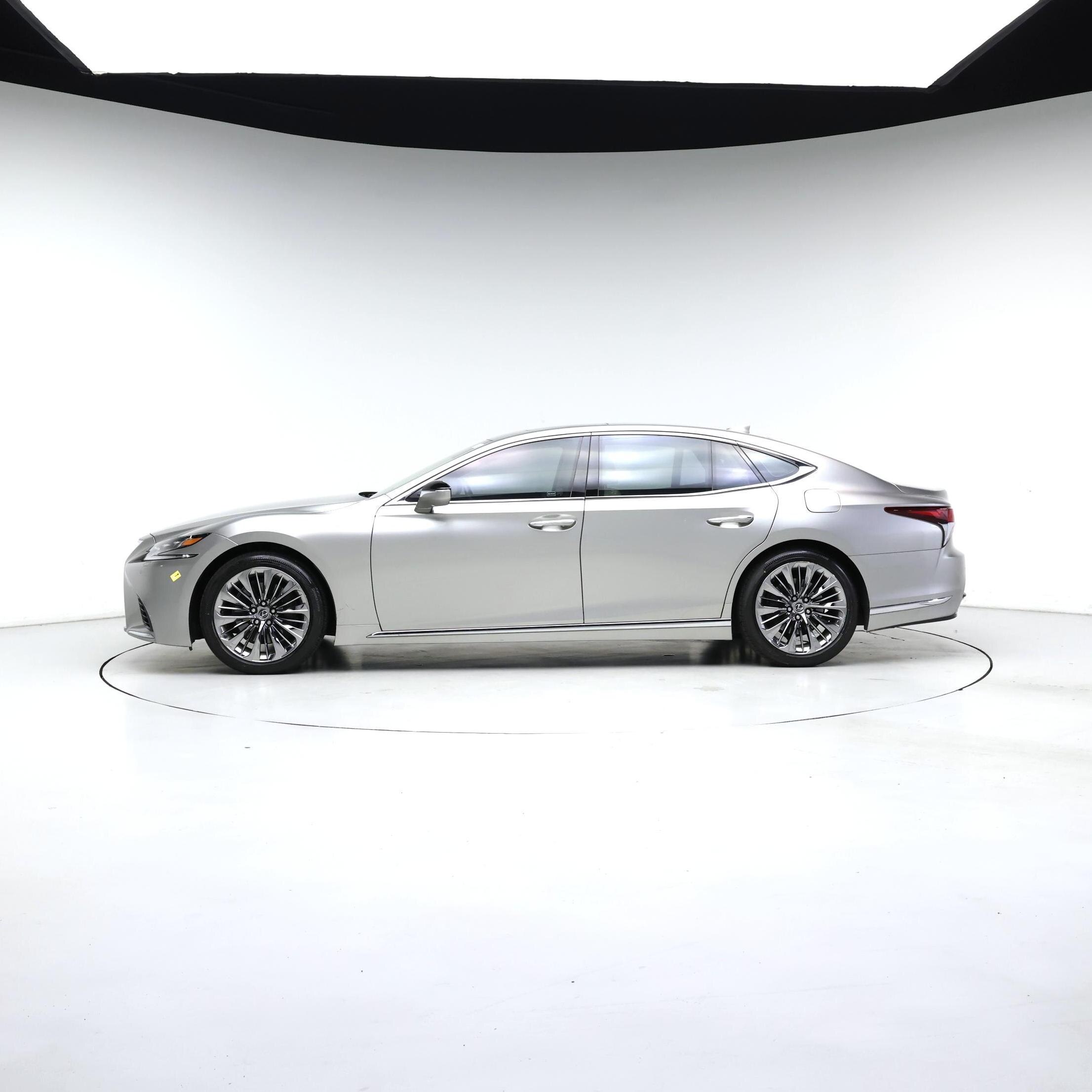 Thumbnail: 2019 Lexus LS - 3