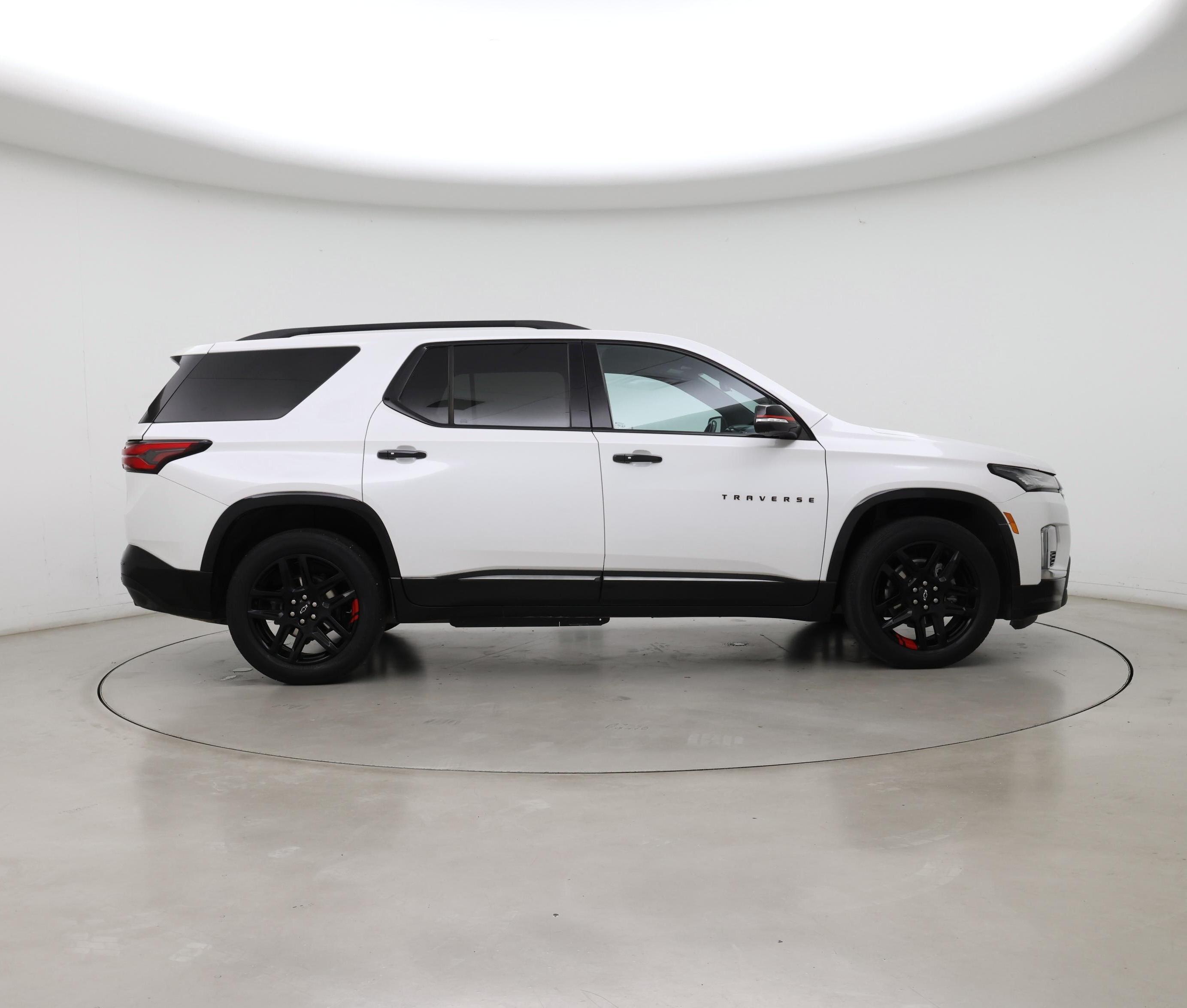 Thumbnail: 2022 Chevrolet Traverse - 7