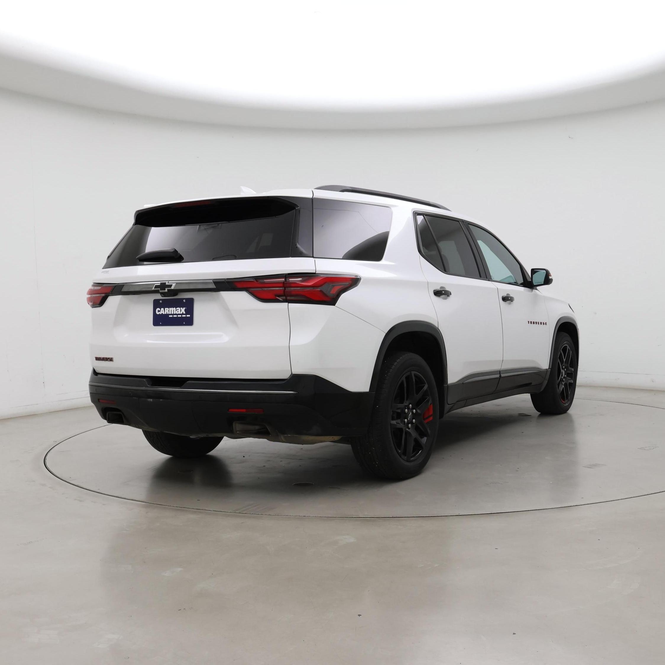 Thumbnail: 2022 Chevrolet Traverse - 8