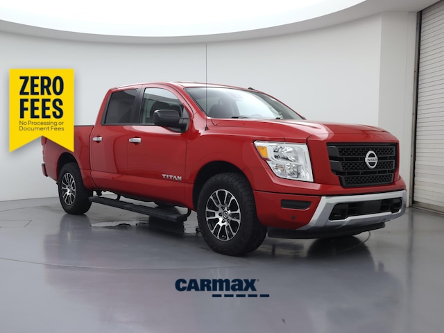 Red 2021 Nissan Titan SV Crew Cab 4WD Pickup Truck Four-Wheel Drive Automatic