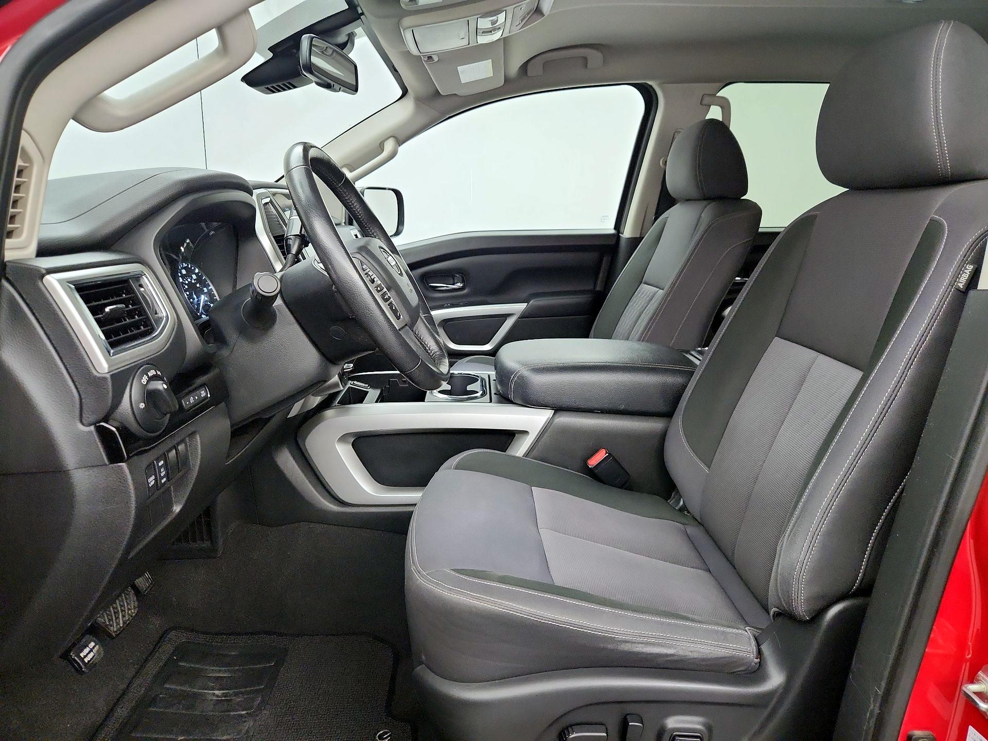 Thumbnail: 2021 Nissan Titan - 11