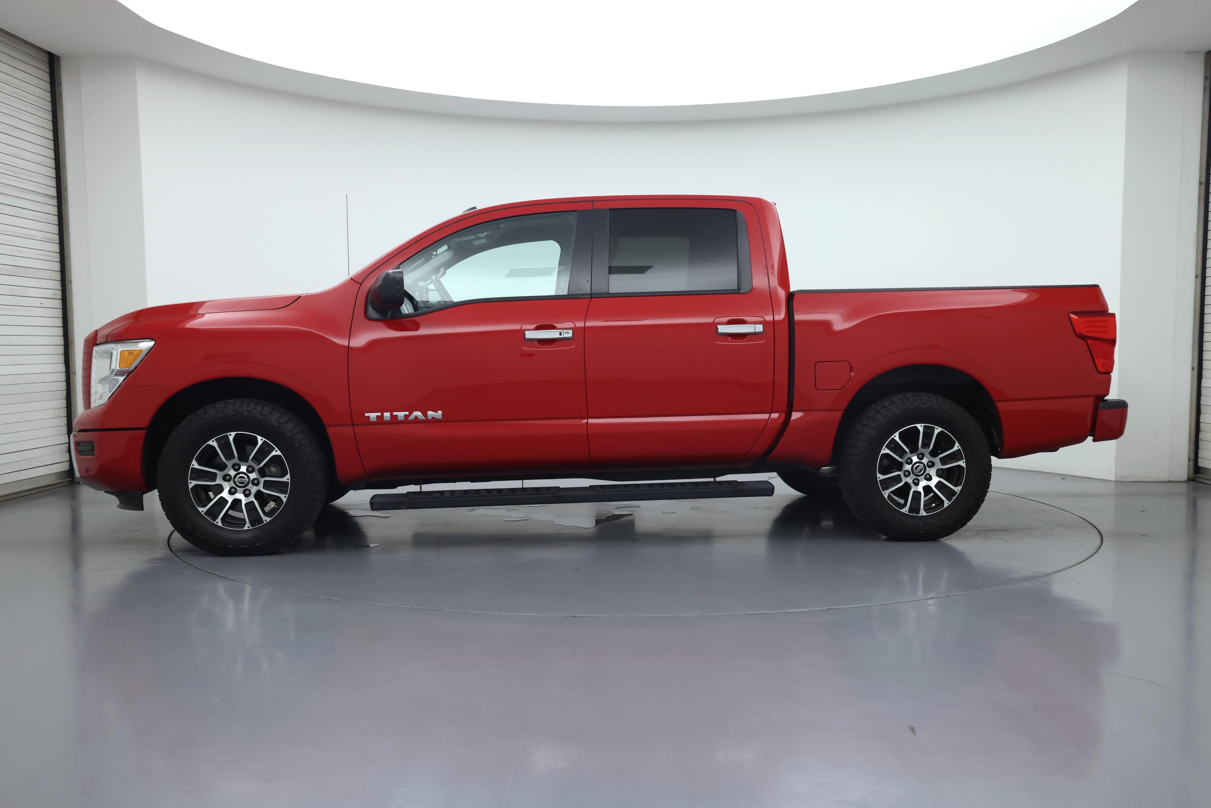 Thumbnail: 2021 Nissan Titan - 3