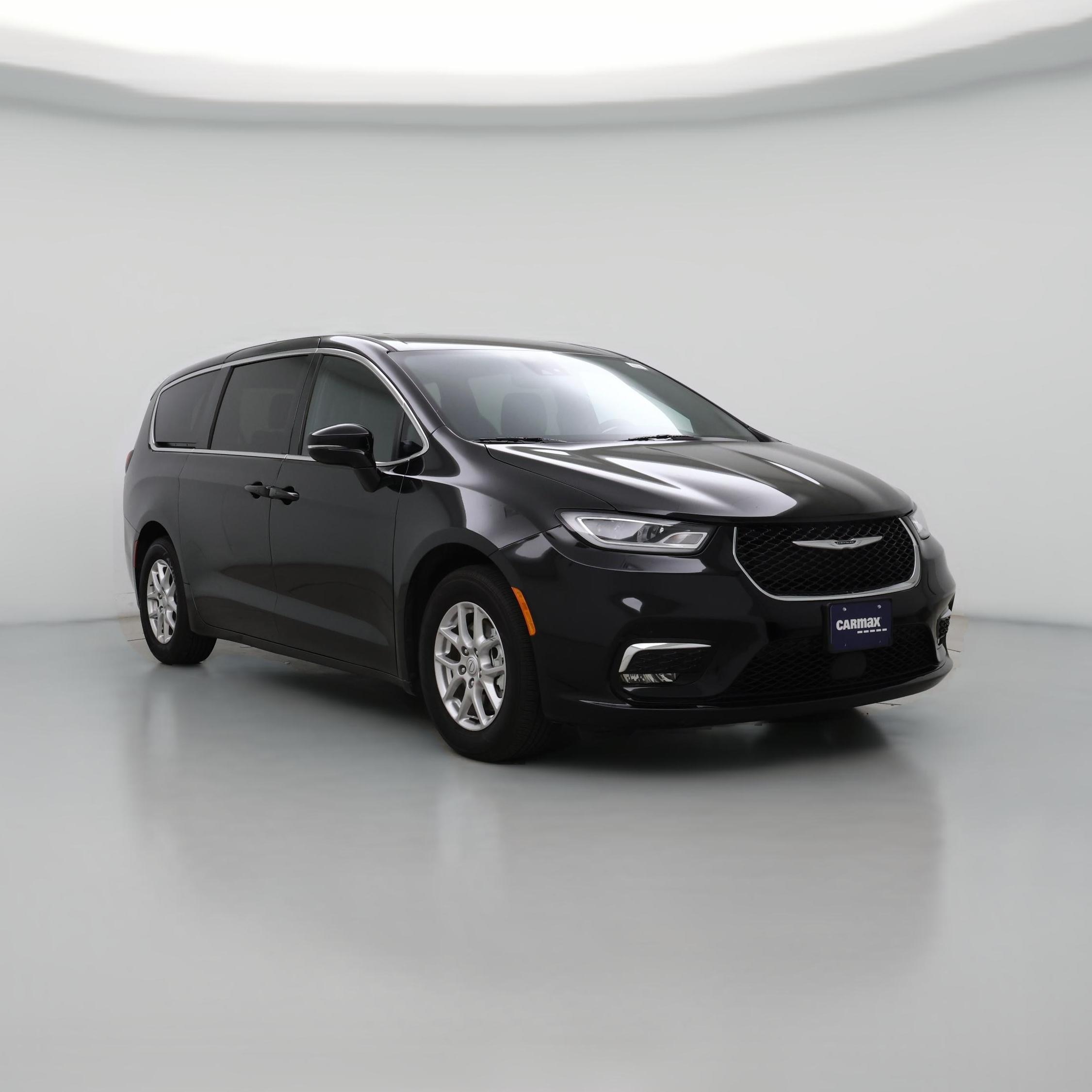 Thumbnail: 2025 Chrysler Pacifica - 1