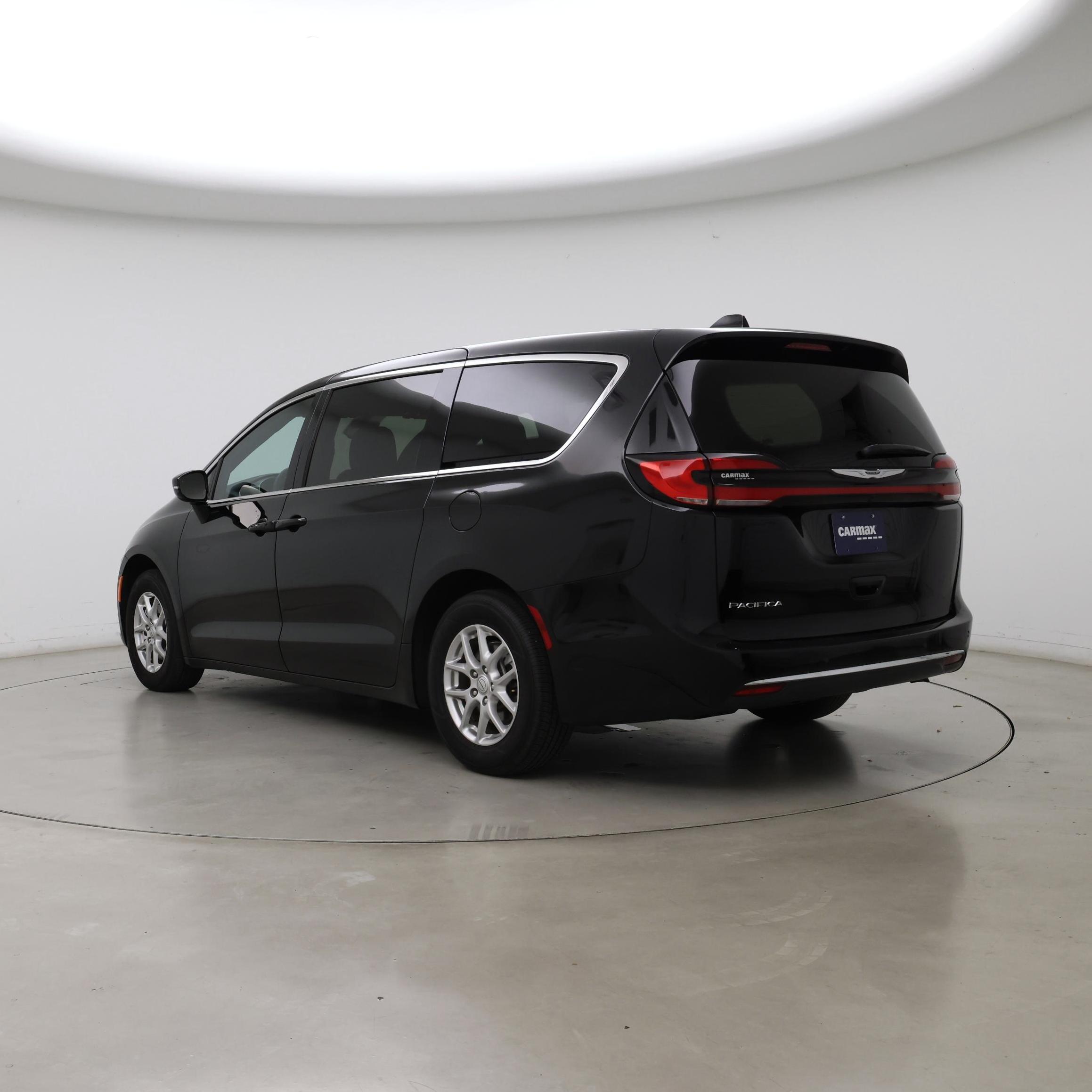 Thumbnail: 2025 Chrysler Pacifica - 2