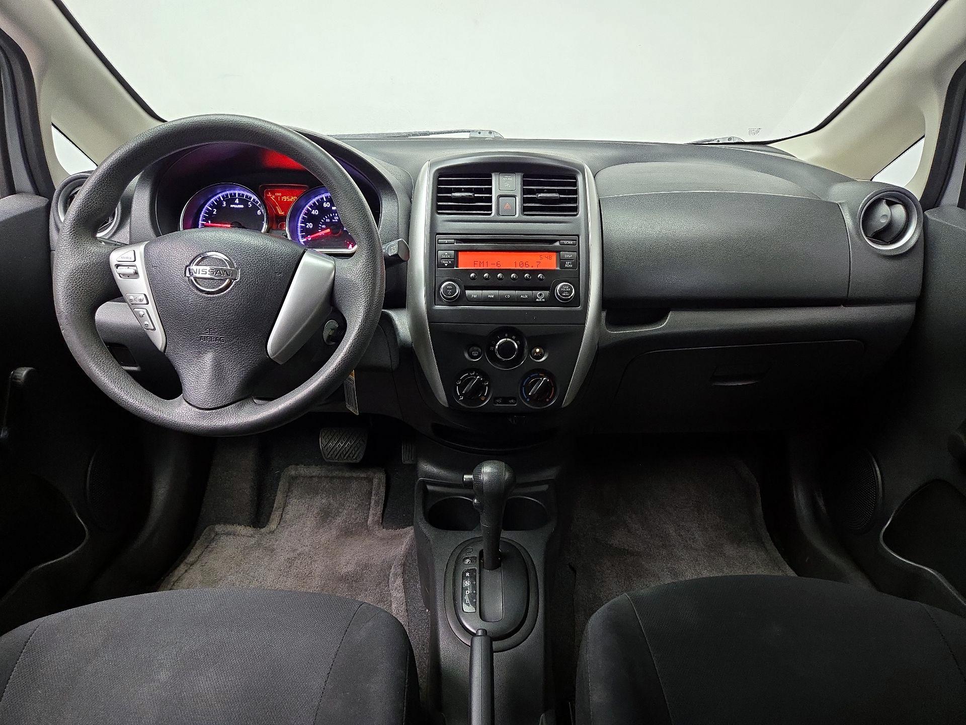 Thumbnail: 2015 Nissan Versa Note - 9