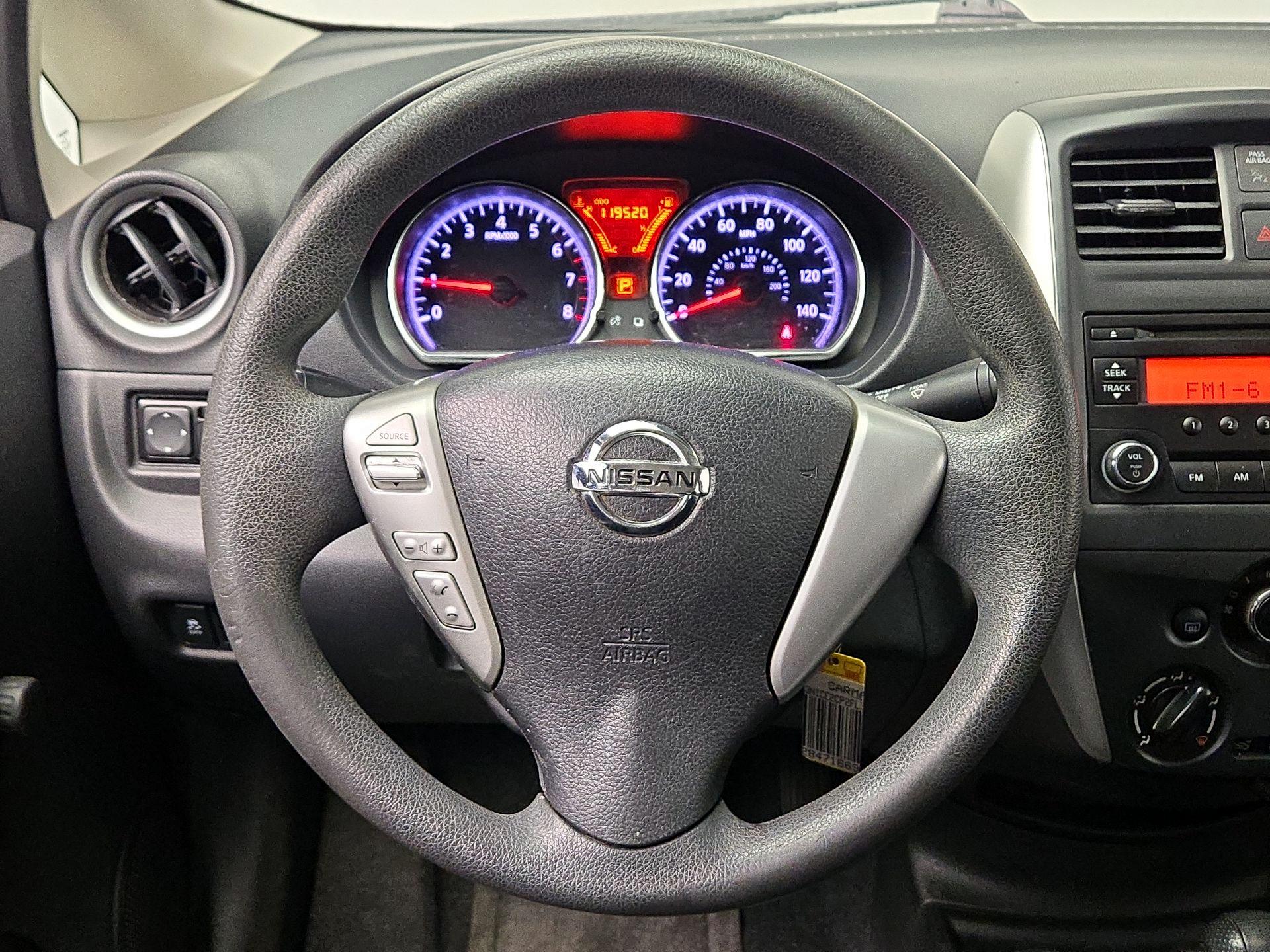 Thumbnail: 2015 Nissan Versa Note - 10