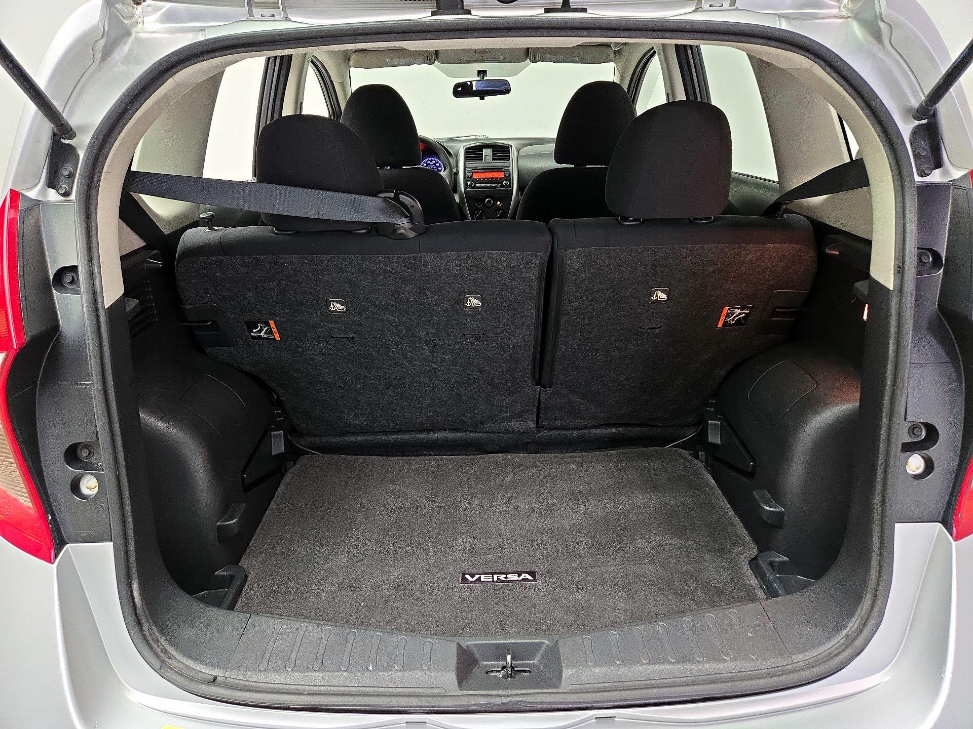 Thumbnail: 2015 Nissan Versa Note - 19