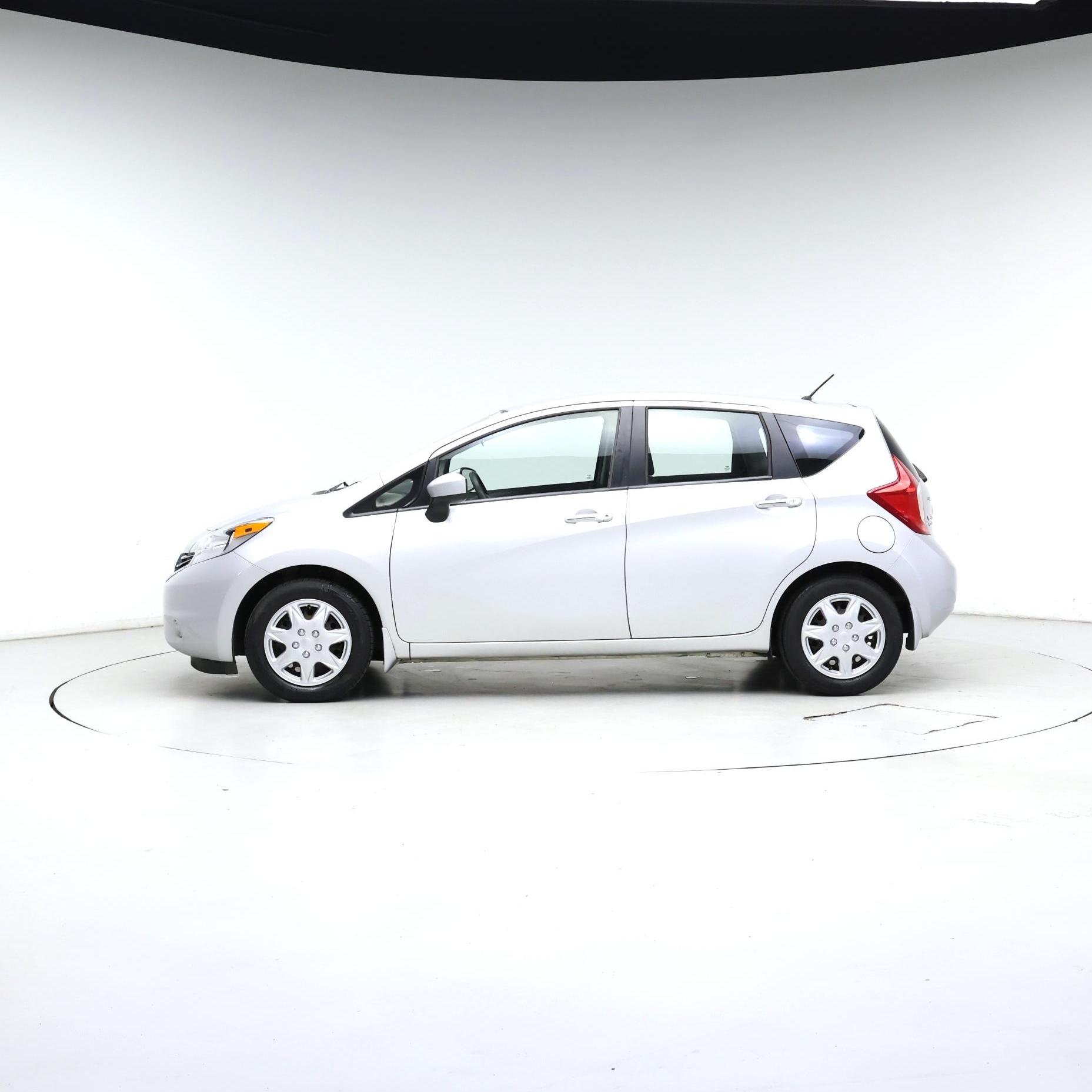 Thumbnail: 2015 Nissan Versa Note - 3