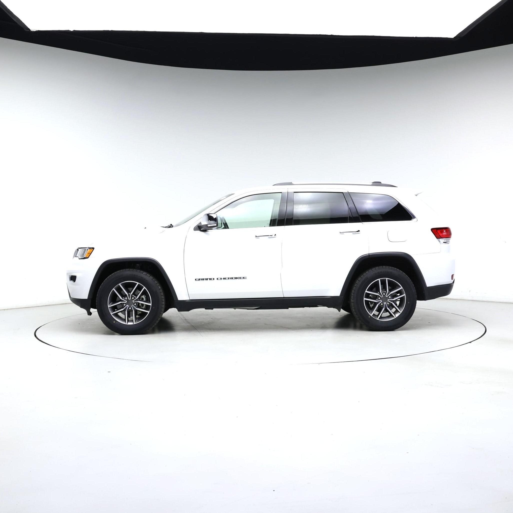Thumbnail: 2020 Jeep Grand Cherokee - 3