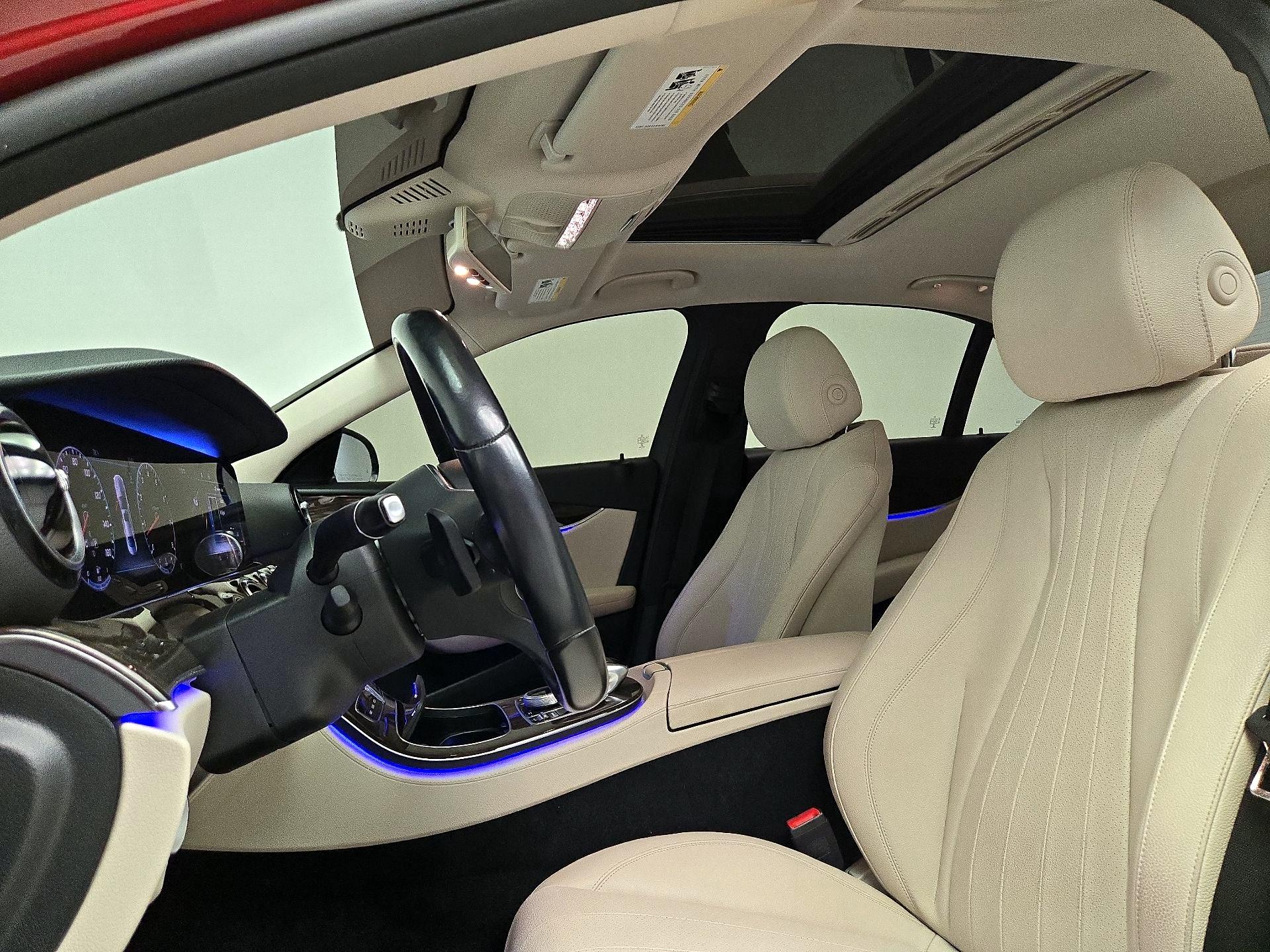 Thumbnail: 2020 Mercedes-Benz E-Class - 20